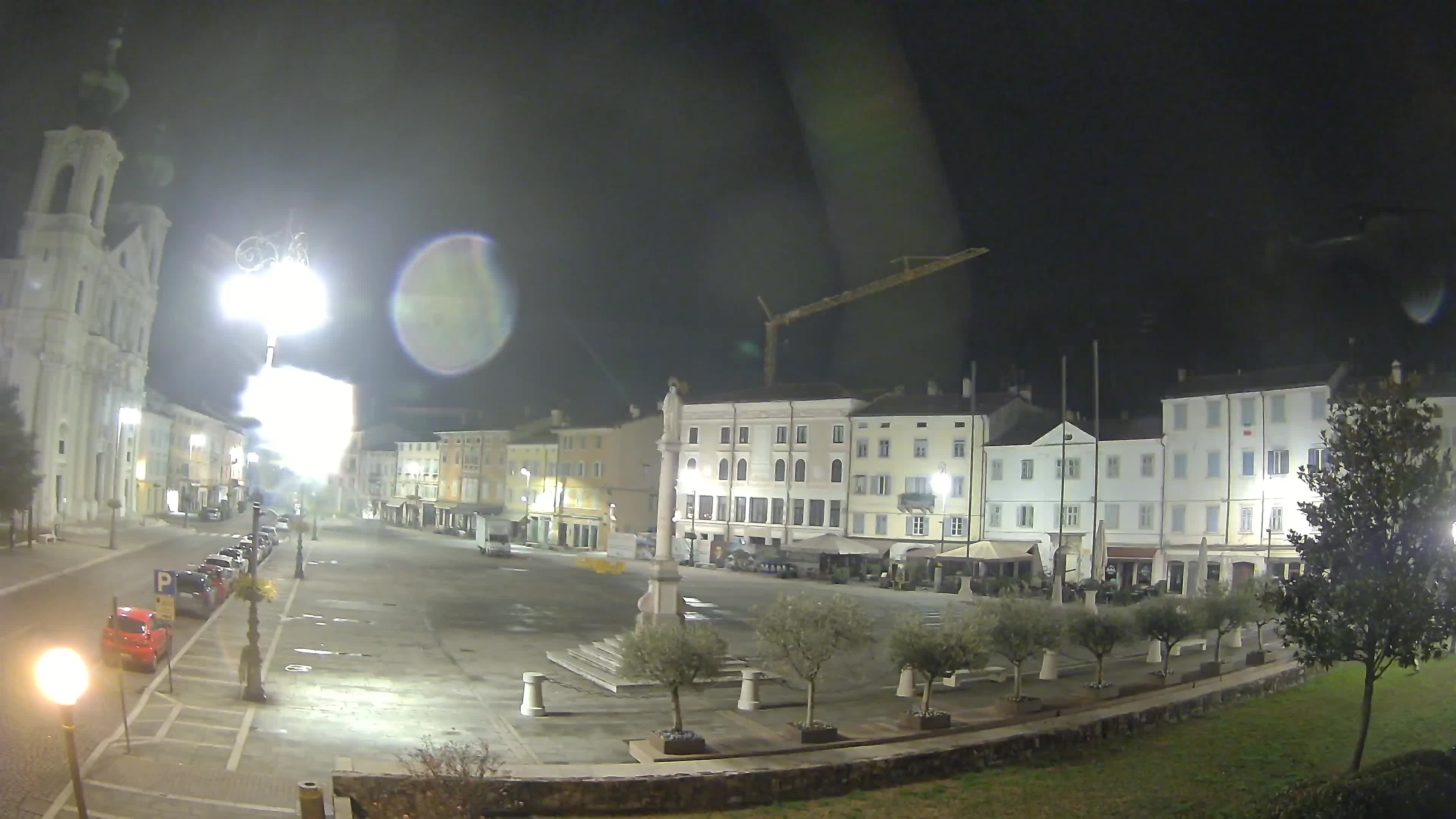 Webcam Gorizia Piazza della Vittoria e Duomo di S. Ignazio