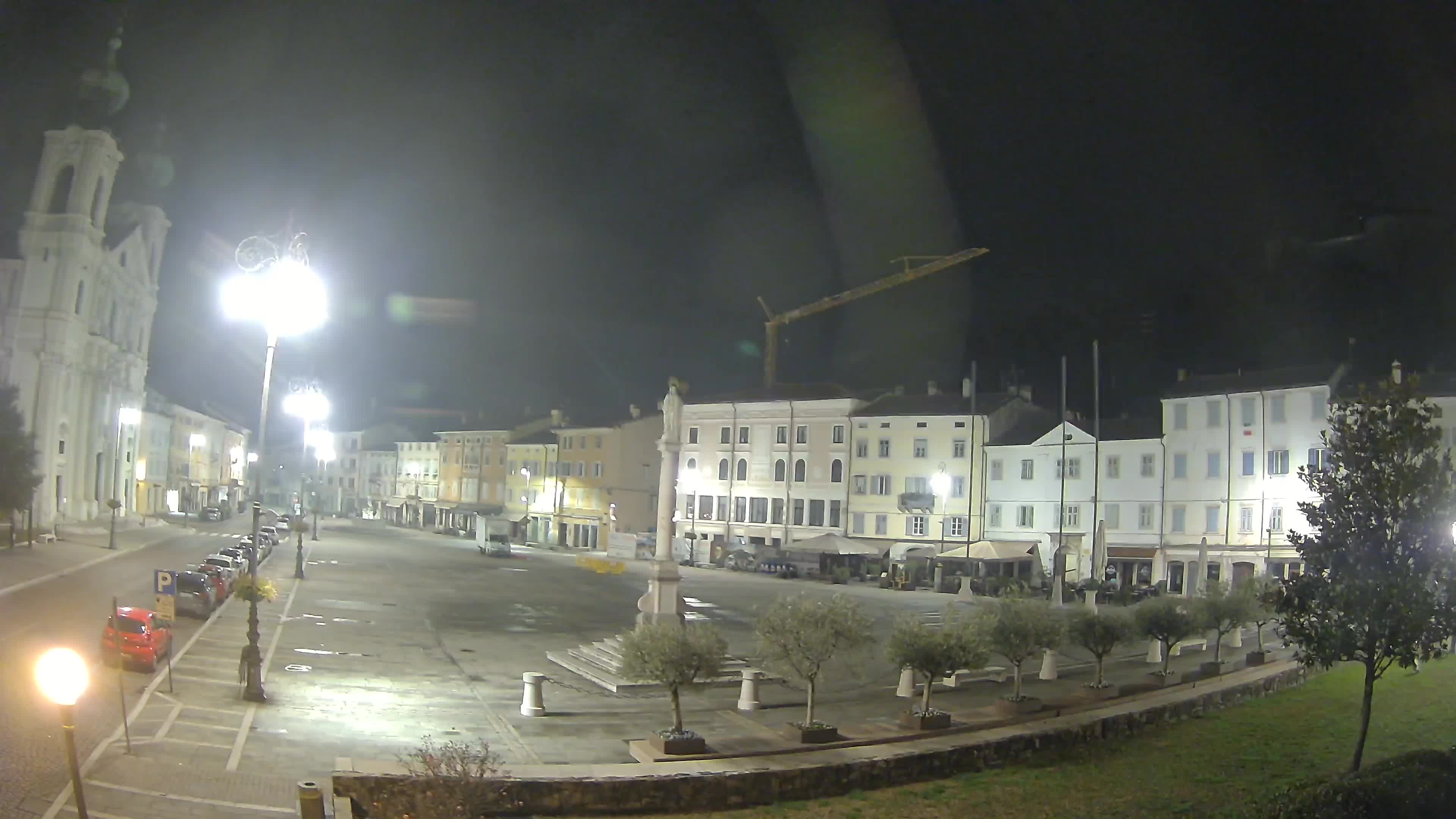 Webcam Gorizia Piazza della Vittoria e Duomo di S. Ignazio