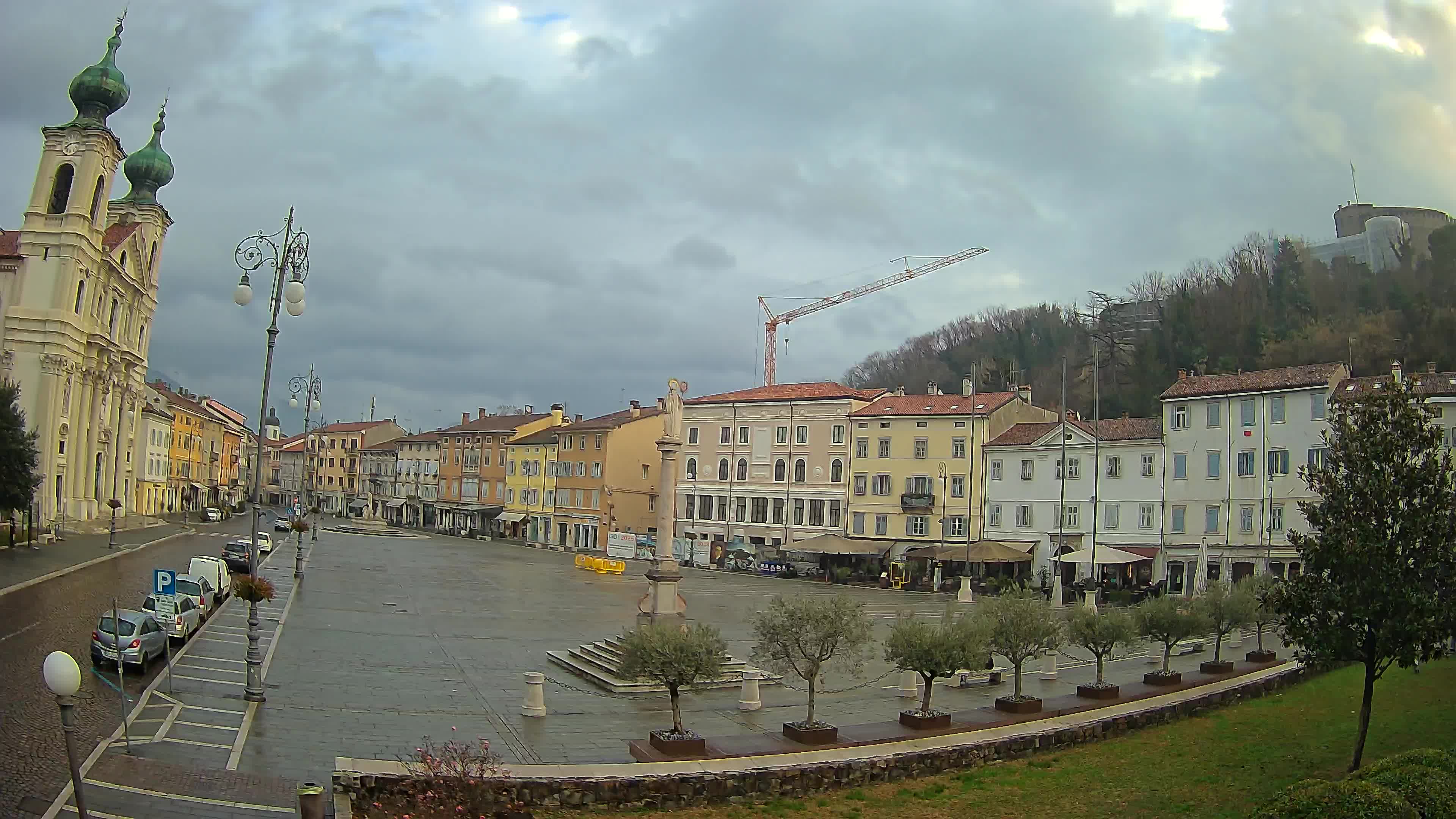 Gorizia – Plaza Vittoria – Catedral de San Pedro. Ignacio