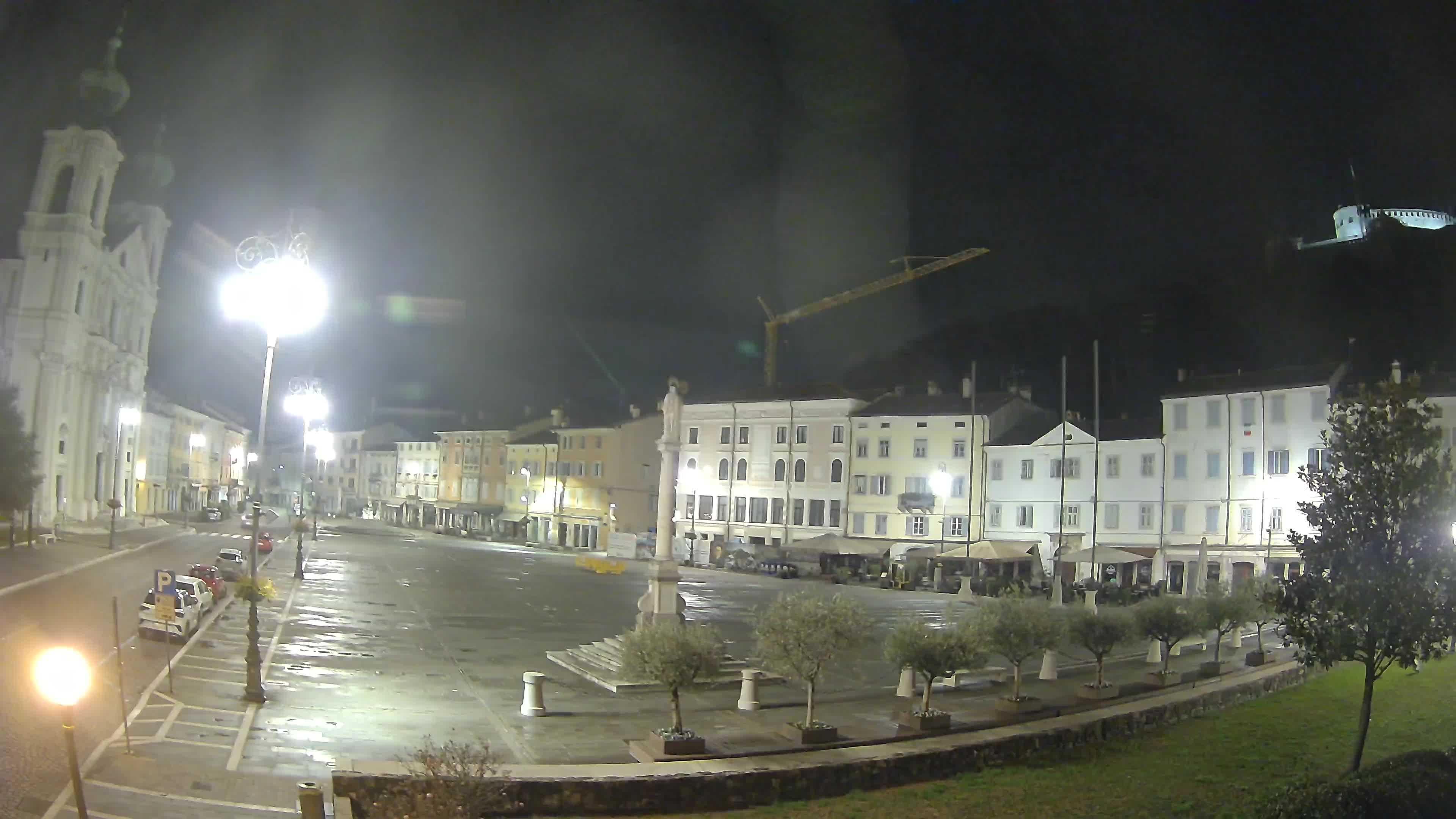 Webcam Gorizia Piazza della Vittoria e Duomo di S. Ignazio