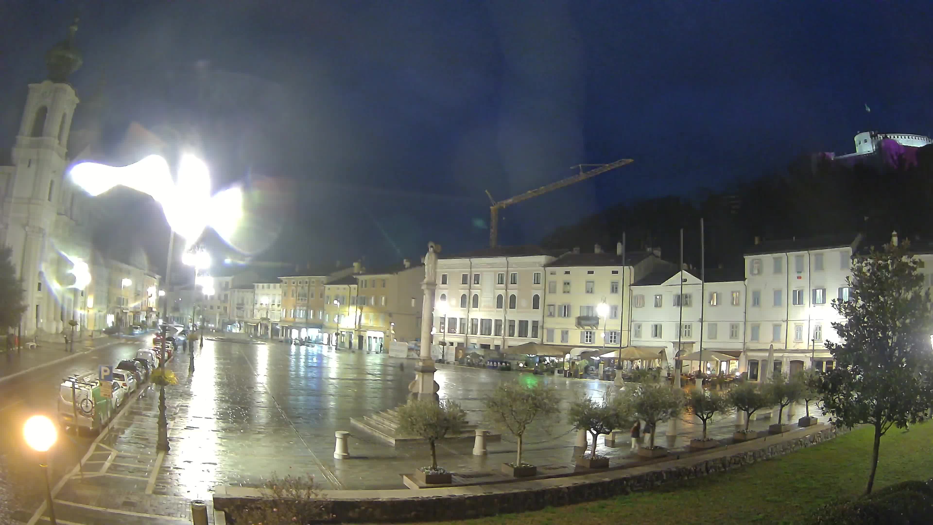 Webcam Gorizia Piazza della Vittoria e Duomo di S. Ignazio