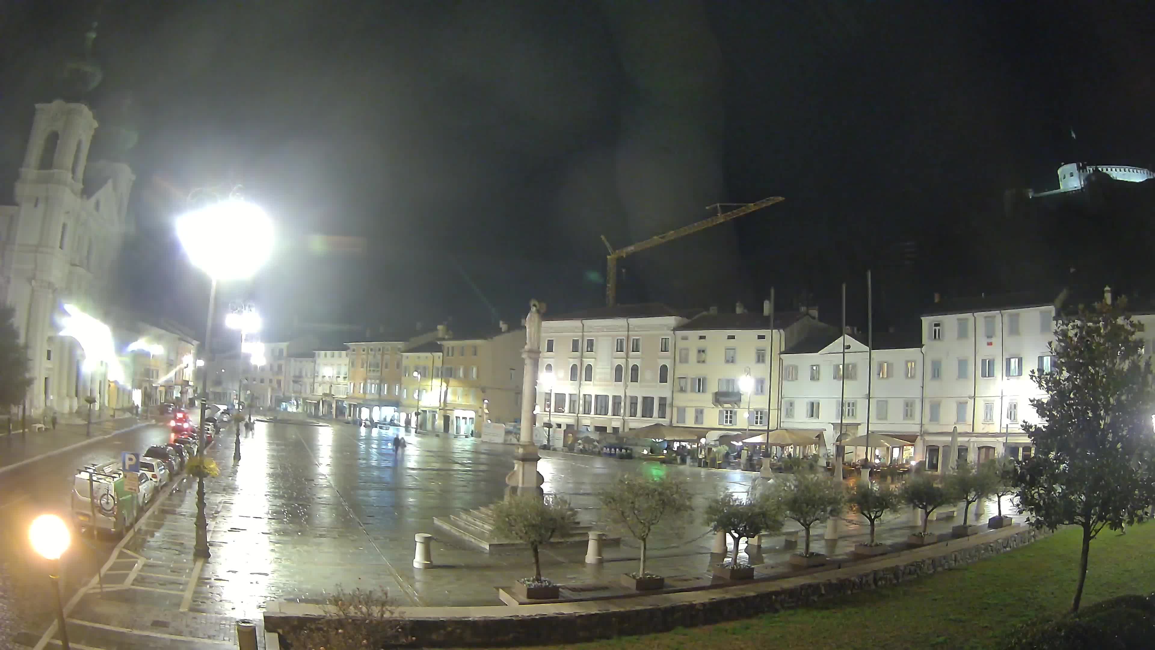 Webcam Gorizia Piazza della Vittoria e Duomo di S. Ignazio