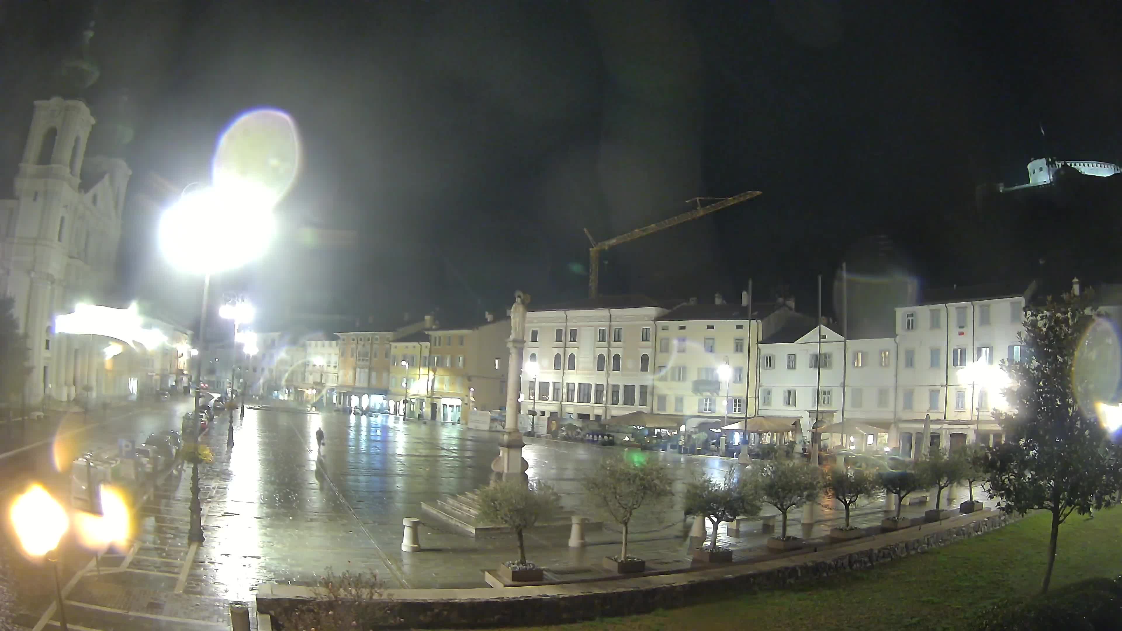 Webcam Gorizia Piazza della Vittoria e Duomo di S. Ignazio