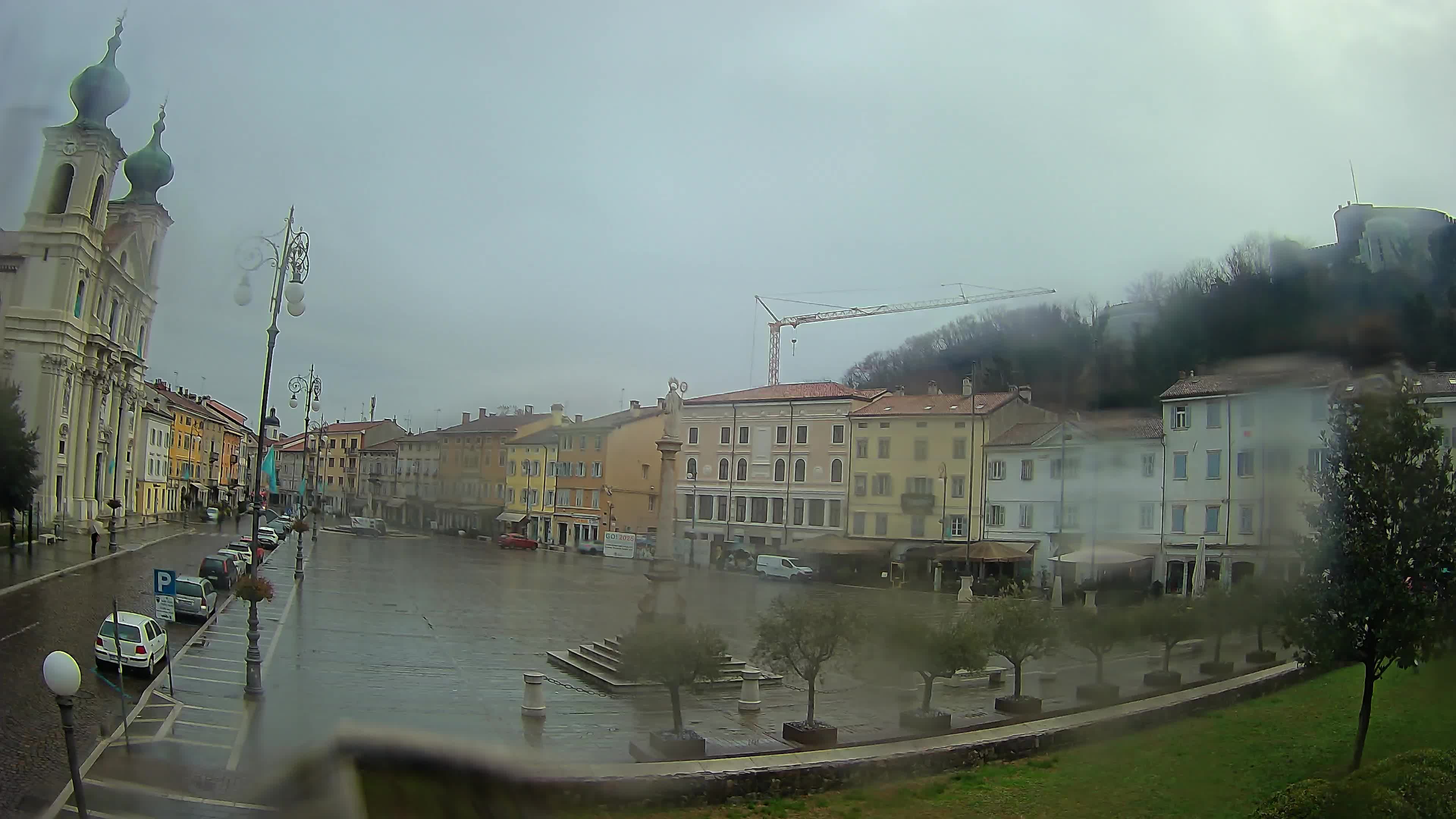 Webcam Gorizia Vittoria square – Cathedral of st. Ignazio