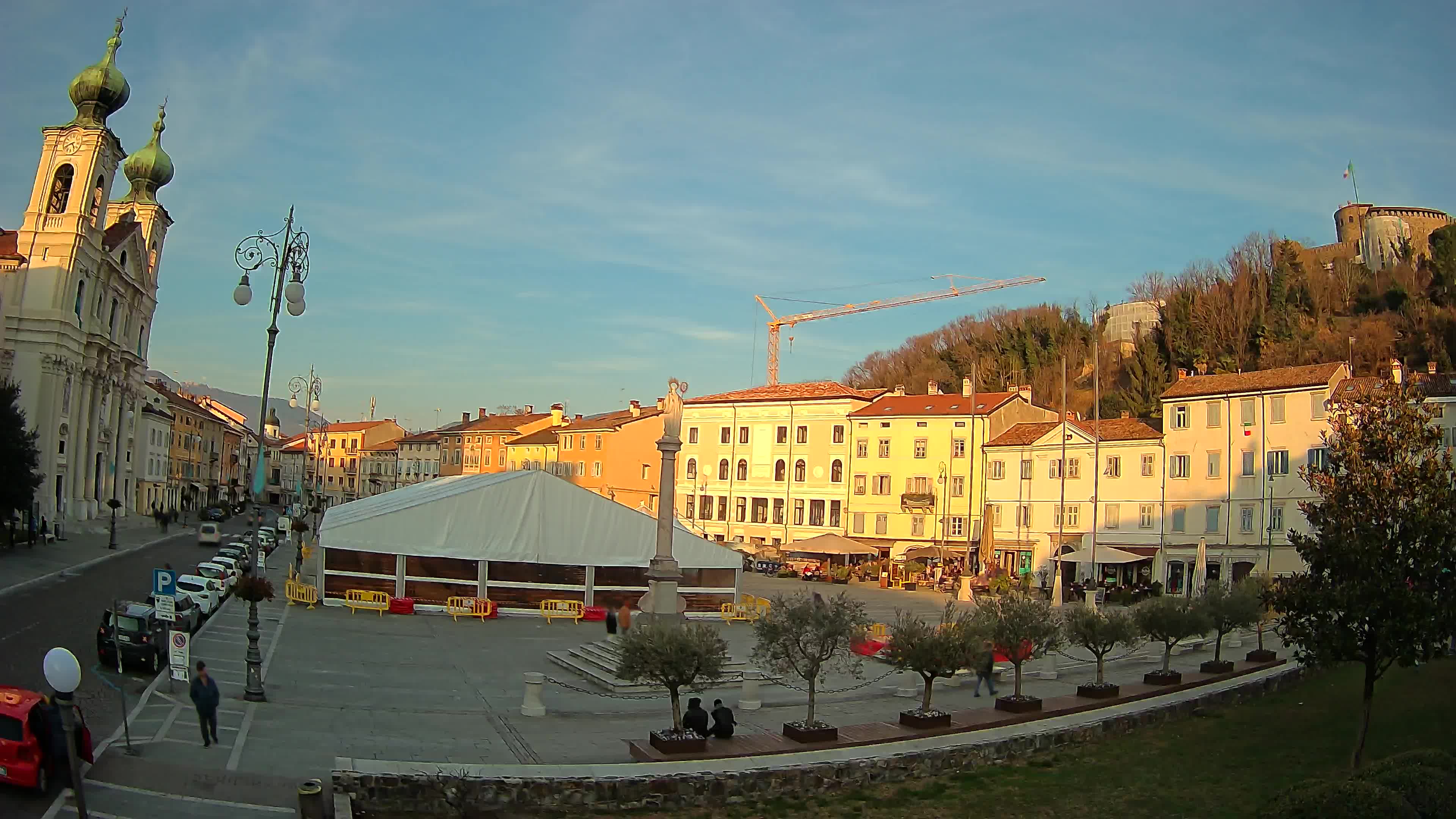 Webcam Gorizia Piazza della Vittoria e Duomo di S. Ignazio