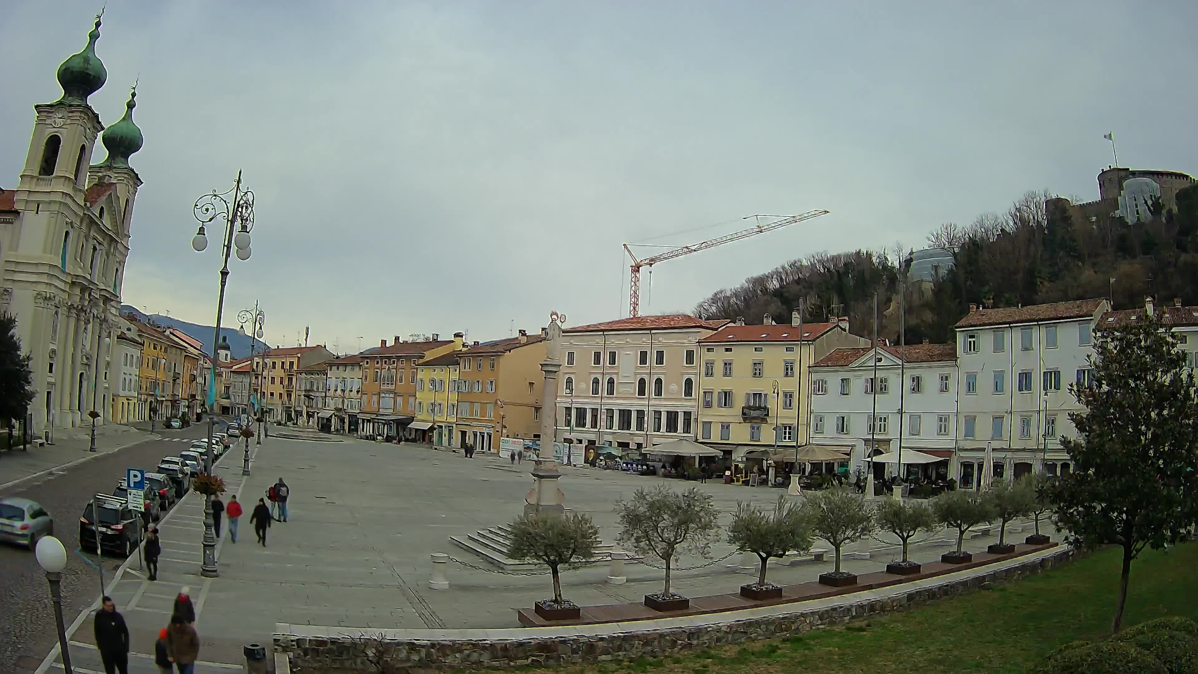 Webcam Gorizia Piazza della Vittoria e Duomo di S. Ignazio