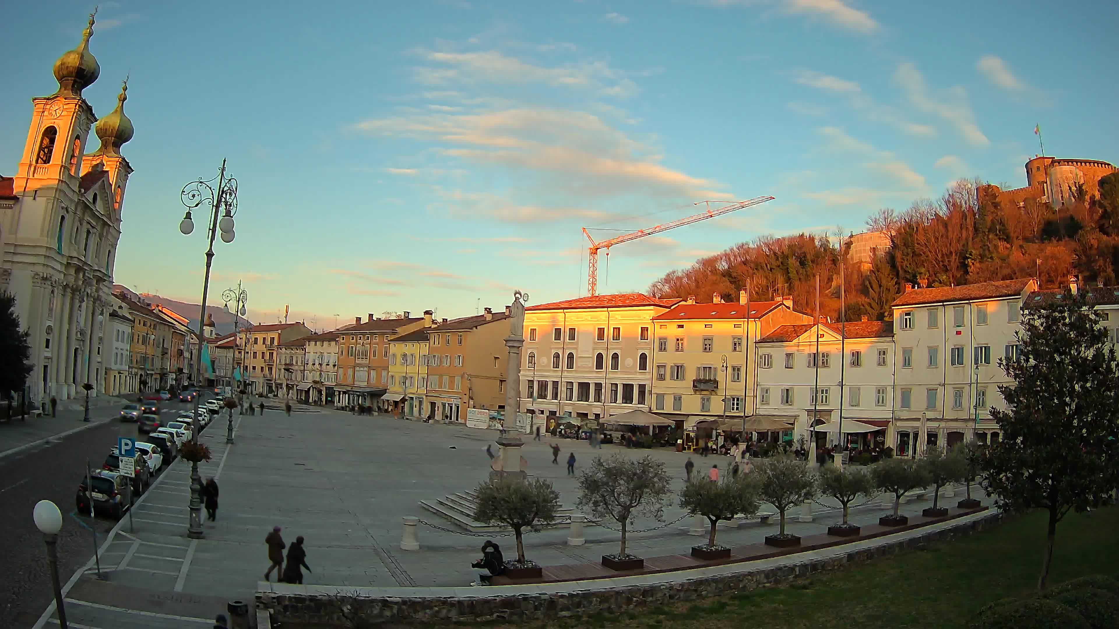 Kamera Gorica Travnik in katedrala sv. Ignacija