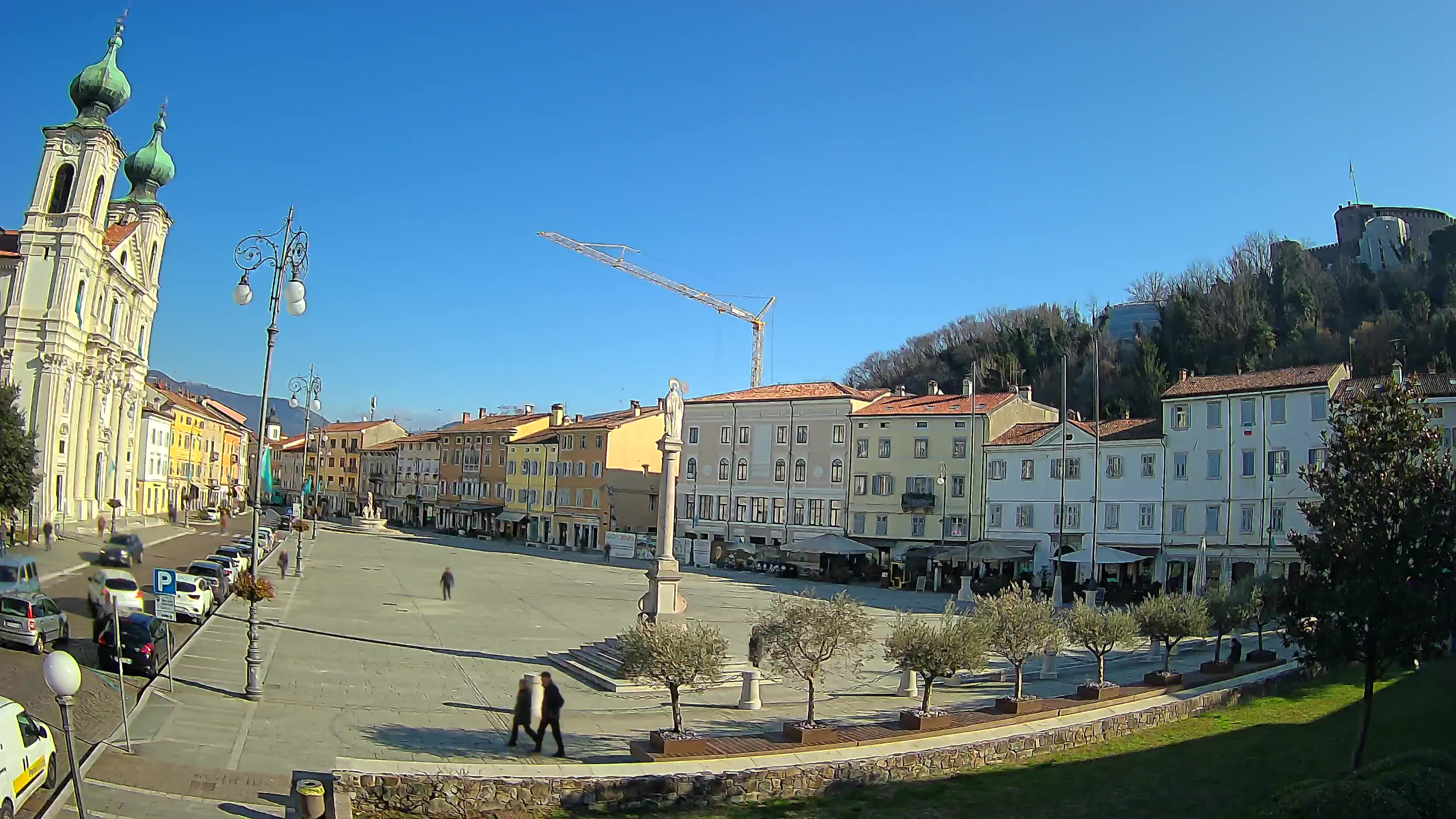 Webcam Gorizia Piazza della Vittoria e Duomo di S. Ignazio