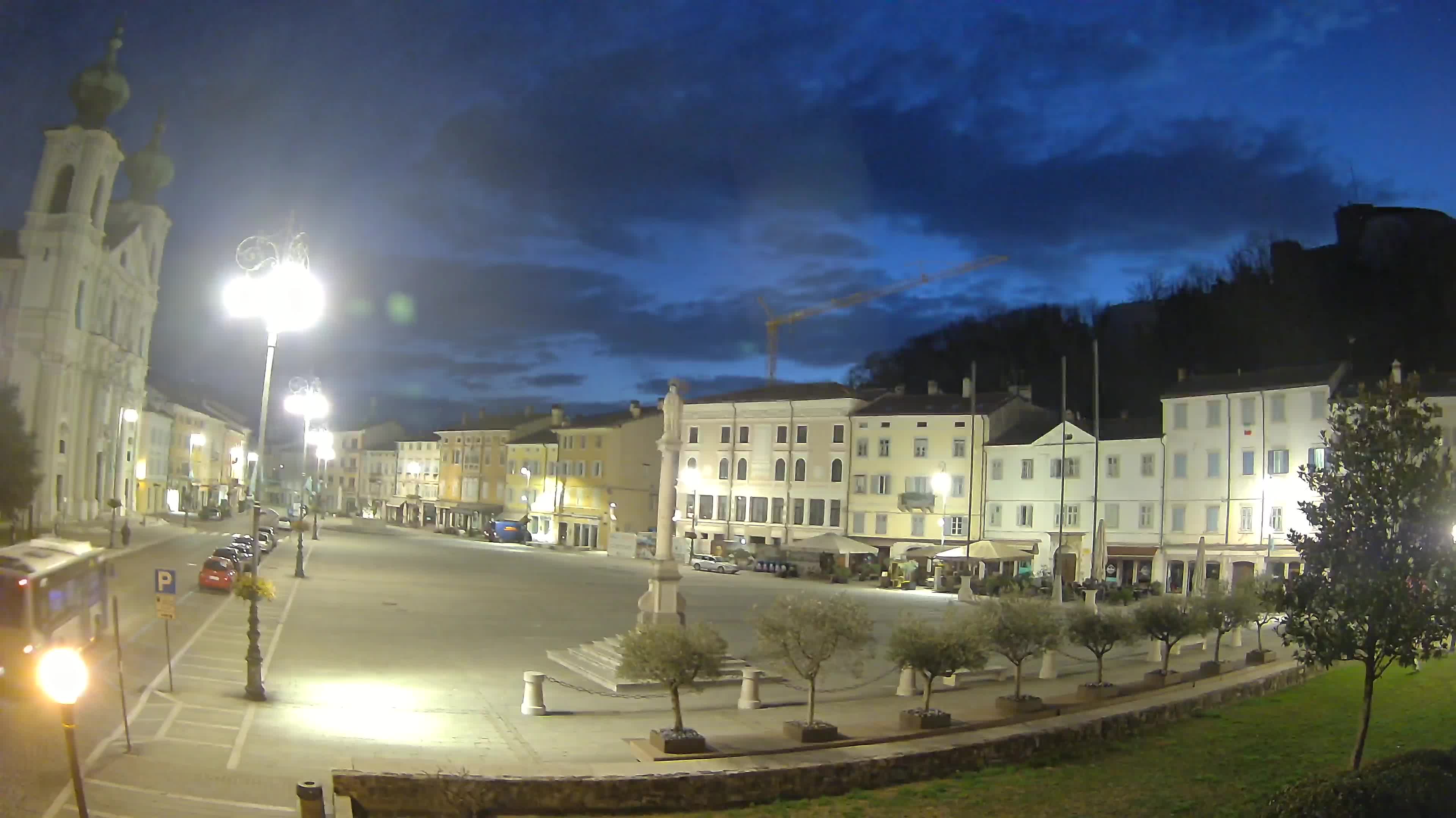 Webcam Gorizia Piazza della Vittoria e Duomo di S. Ignazio