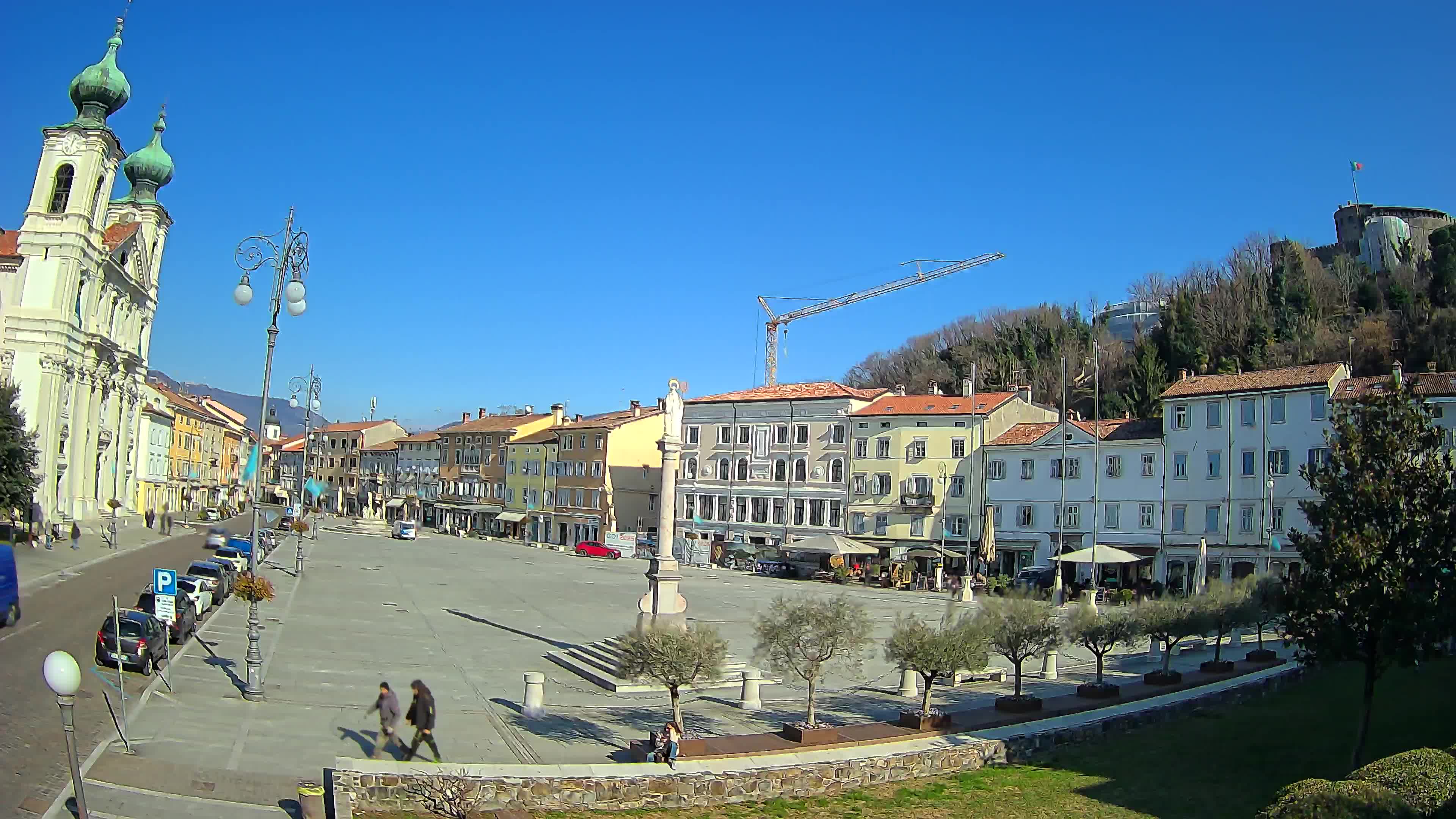 Kamera Gorica Travnik in katedrala sv. Ignacija