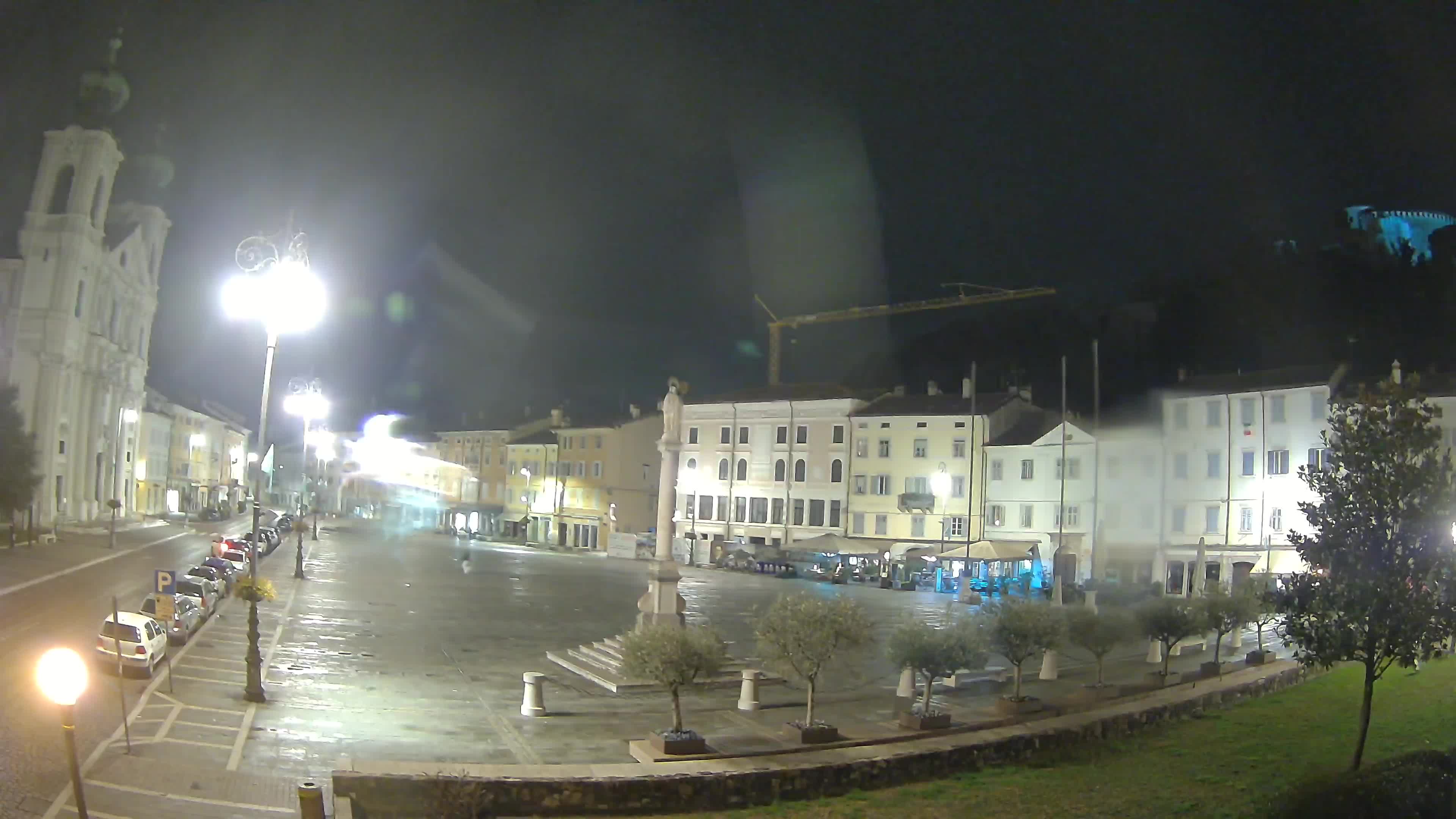 Webcam Gorizia Piazza della Vittoria e Duomo di S. Ignazio