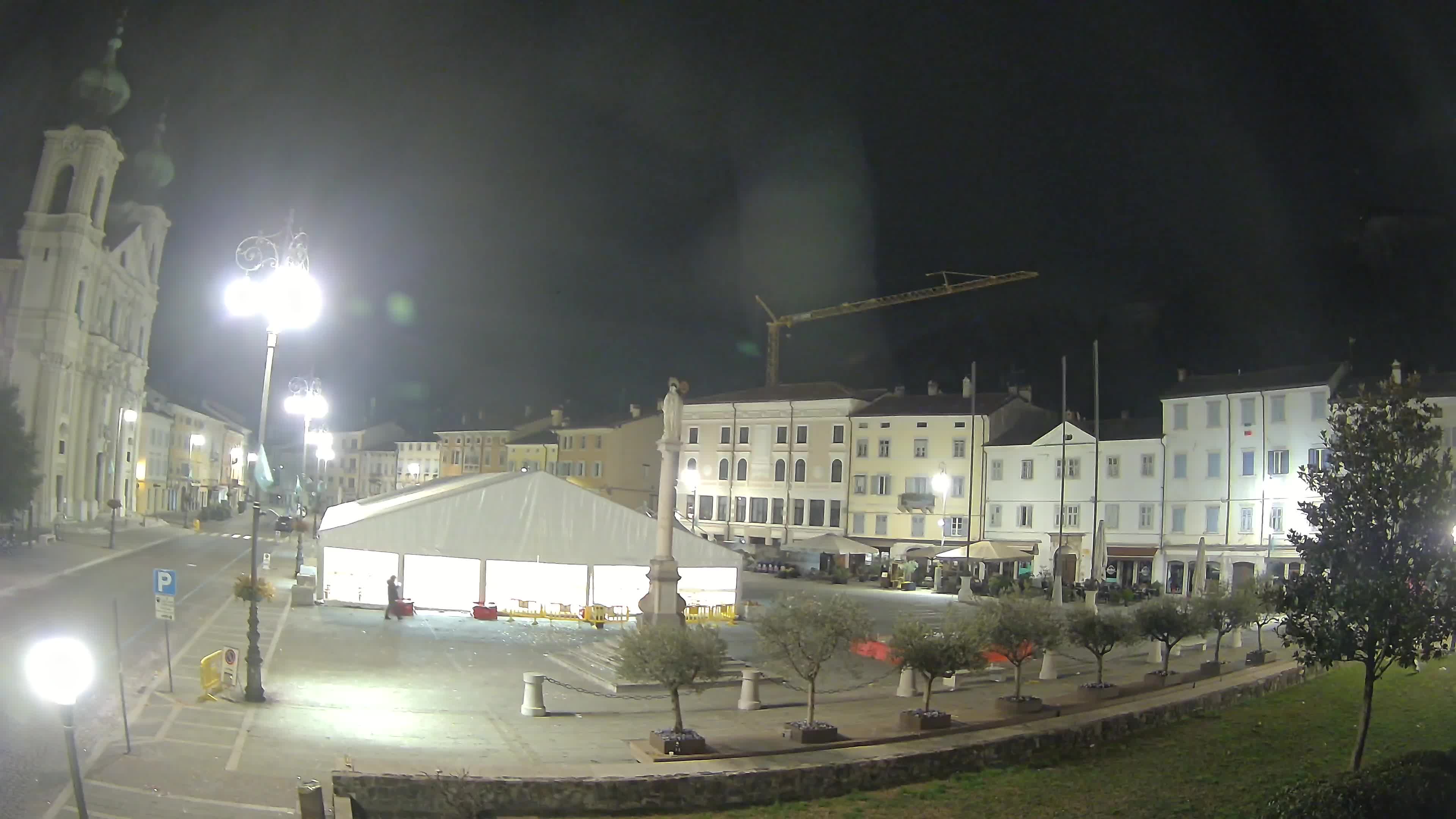 Webcam Gorizia Piazza della Vittoria e chiesa di S. Ignazio