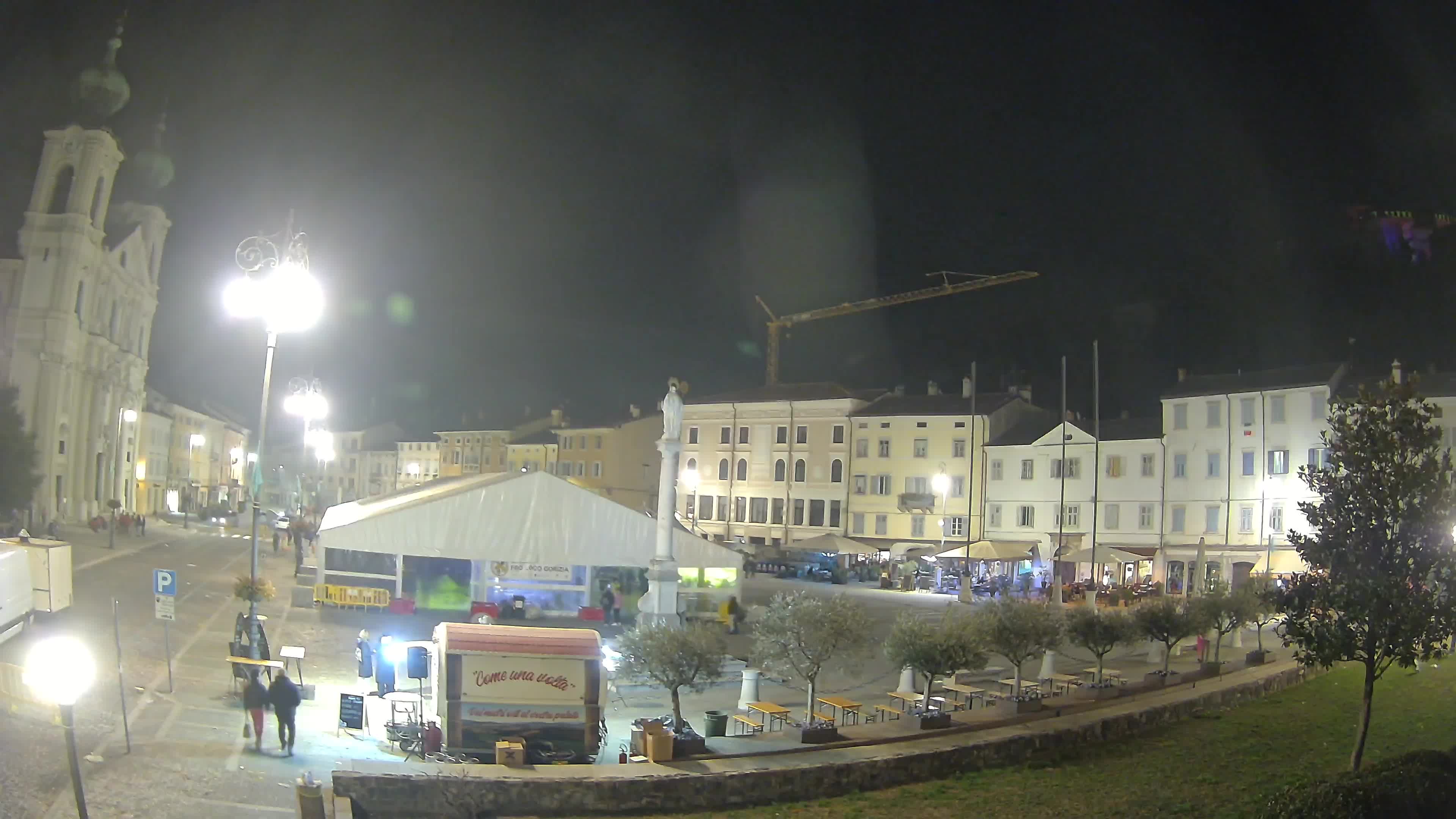 Webcam Gorizia Piazza della Vittoria e chiesa di S. Ignazio