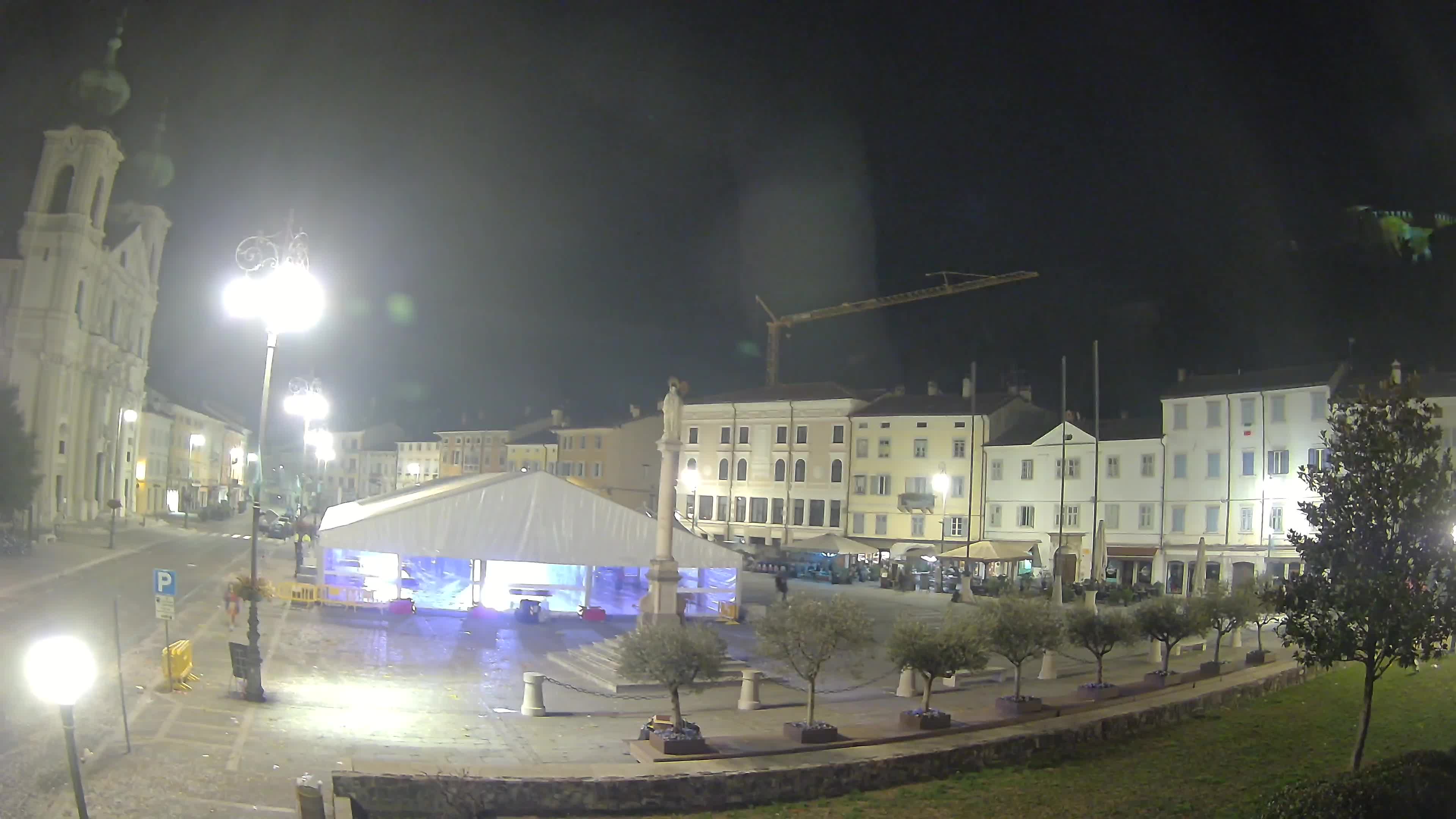 Webcam Gorizia Piazza della Vittoria e chiesa di S. Ignazio