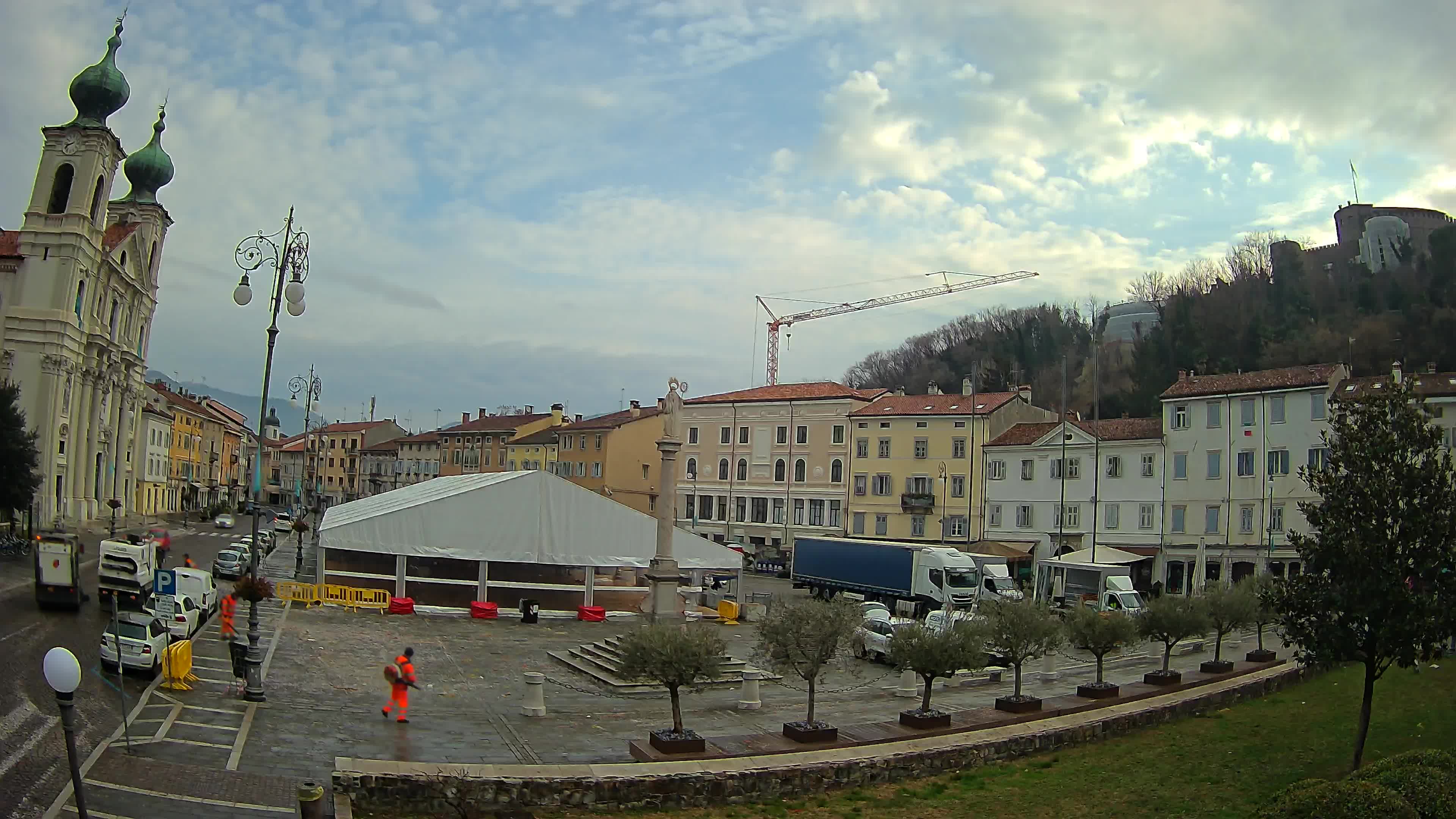 Gorizia – Plaza Vittoria – iglesia de San Pedro. Ignacio