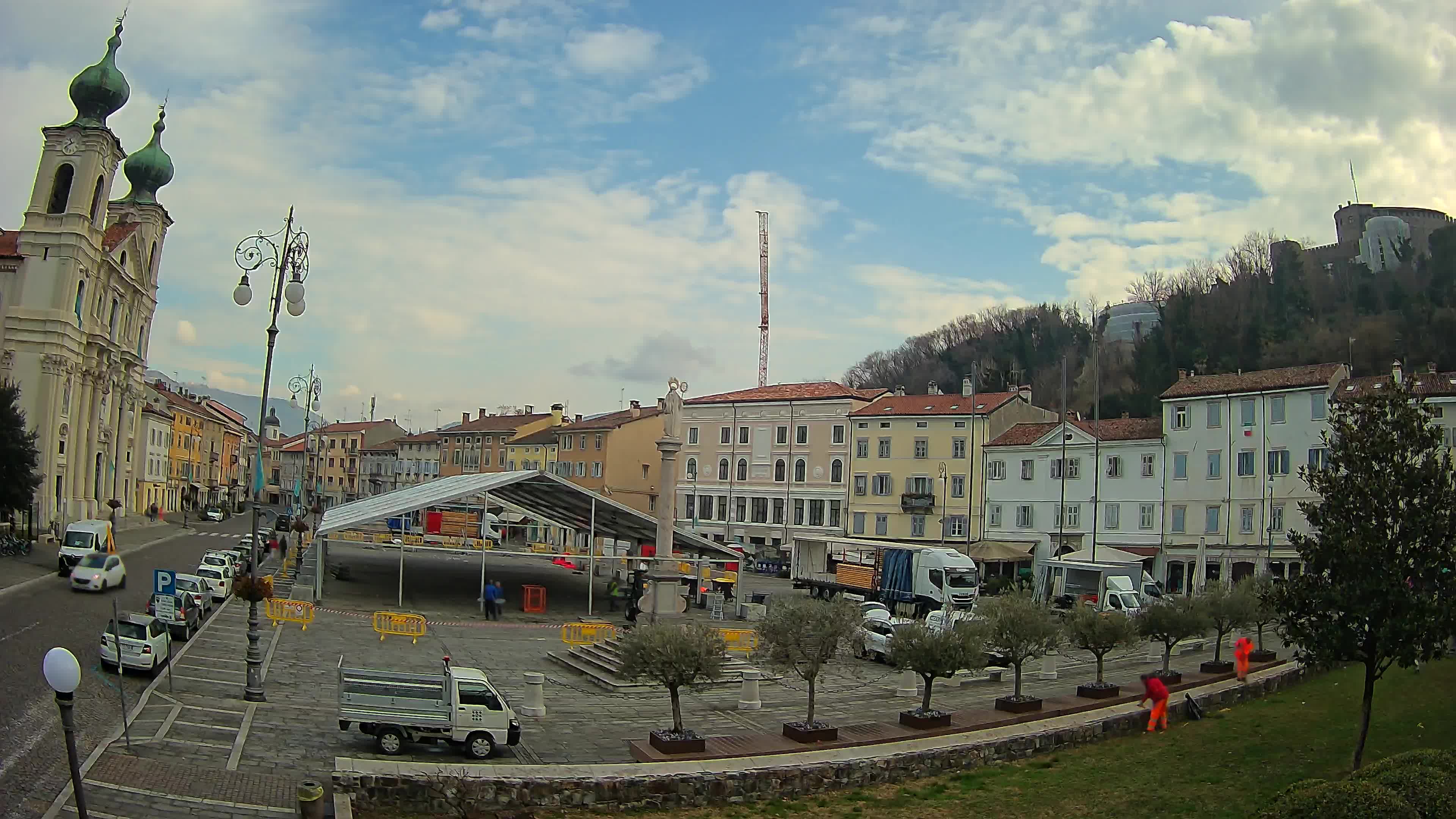 Gorizia – Plaza Vittoria – iglesia de San Pedro. Ignacio