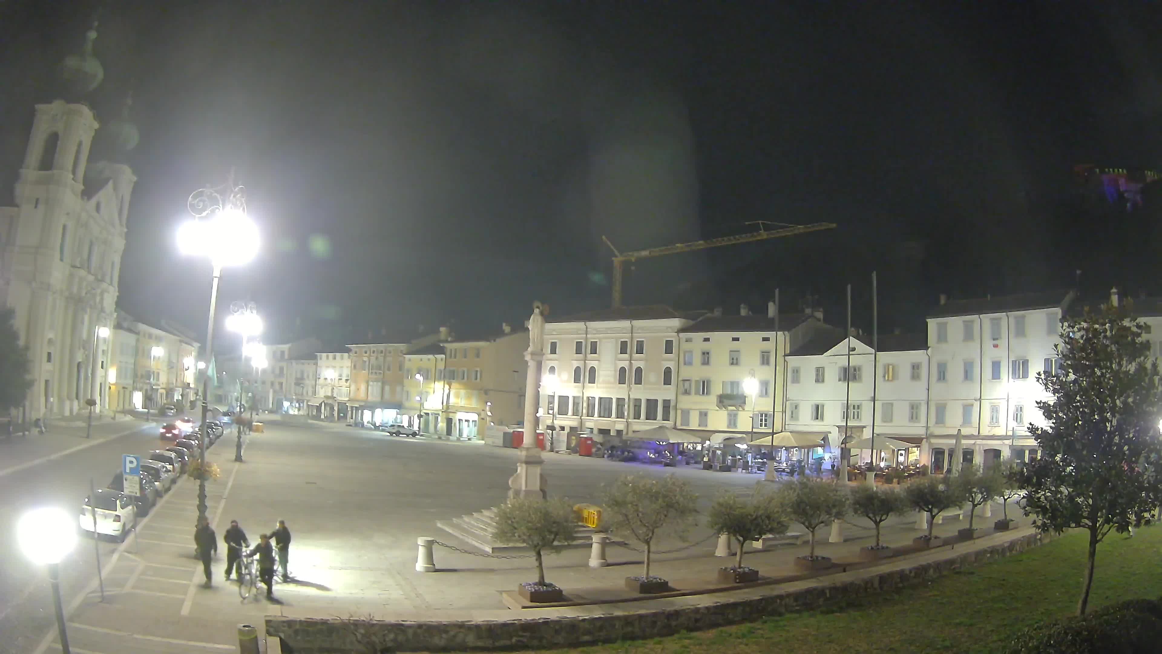 Webcam Gorizia Piazza della Vittoria e chiesa di S. Ignazio