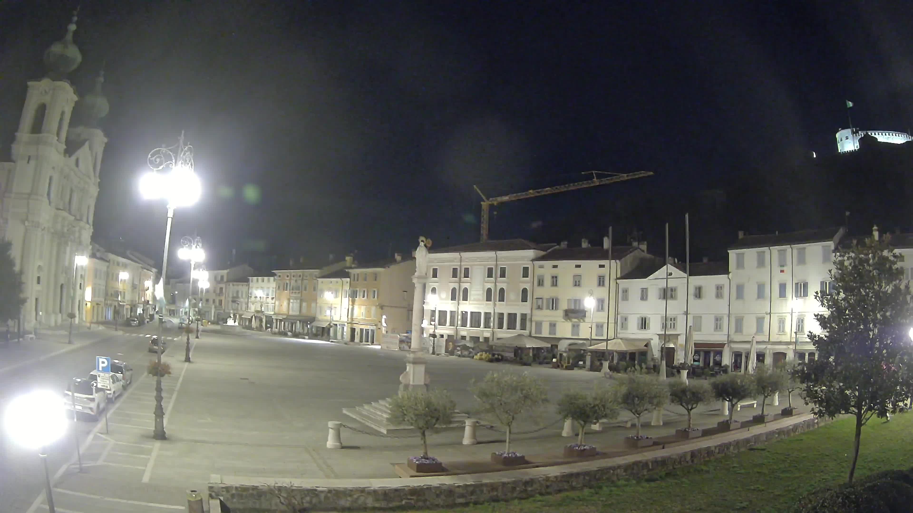 Gorizia – Plaza Vittoria – iglesia de San Pedro. Ignacio