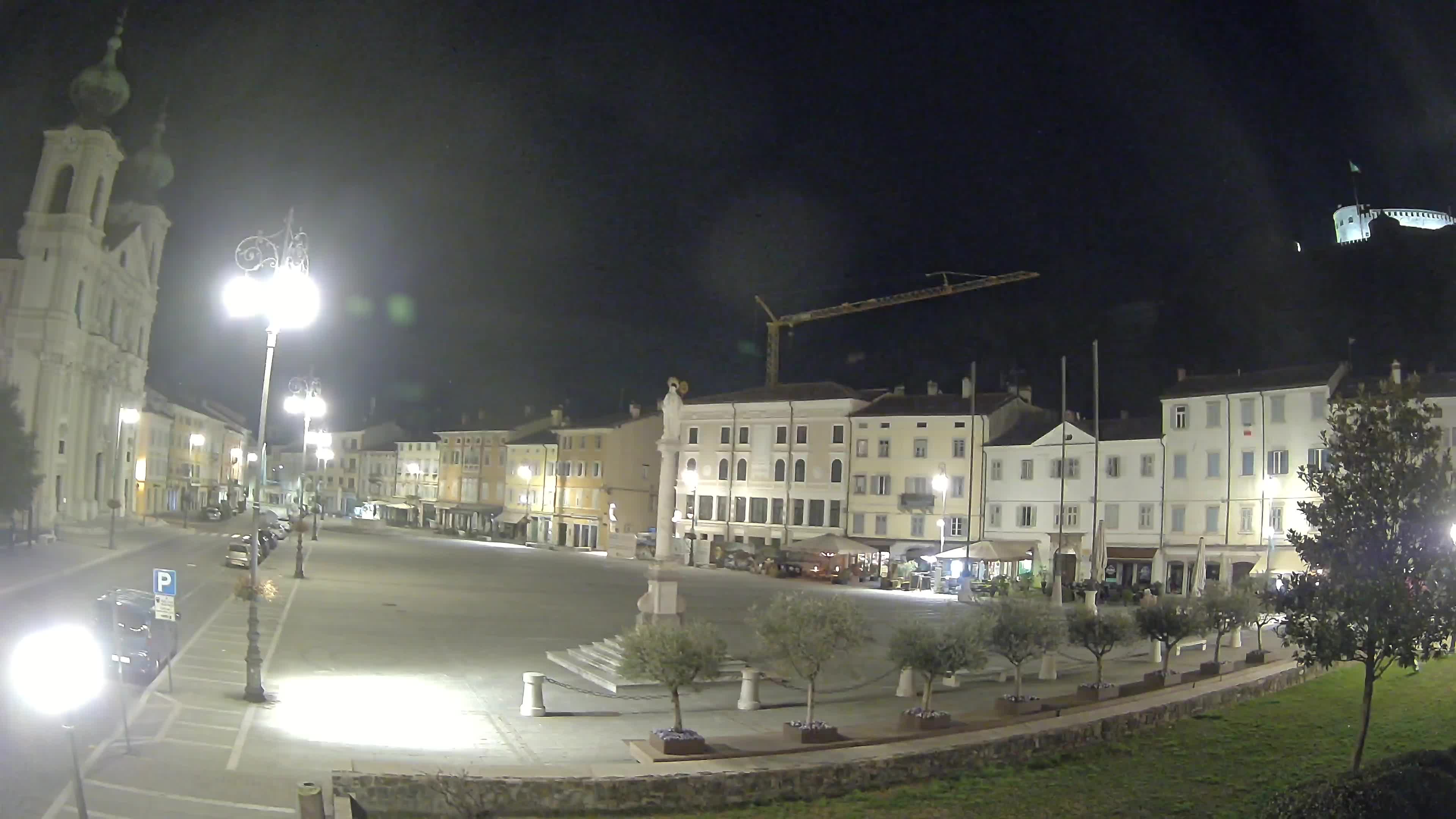 Webcam Gorizia Piazza della Vittoria e chiesa di S. Ignazio