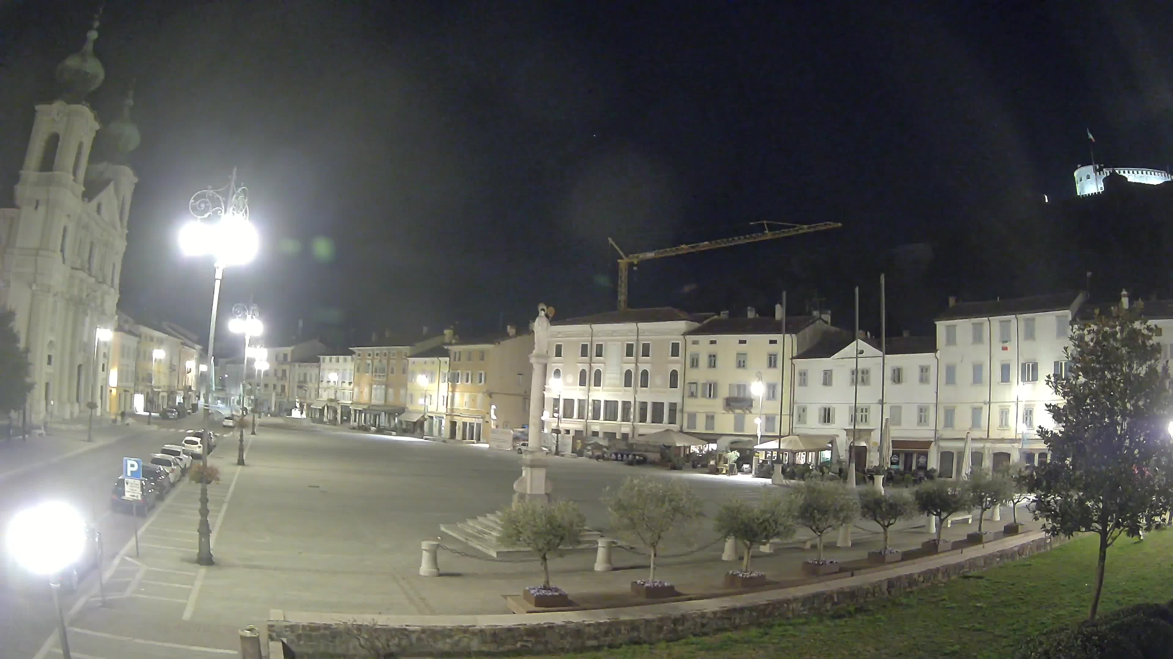 Webcam Gorizia Piazza della Vittoria e chiesa di S. Ignazio