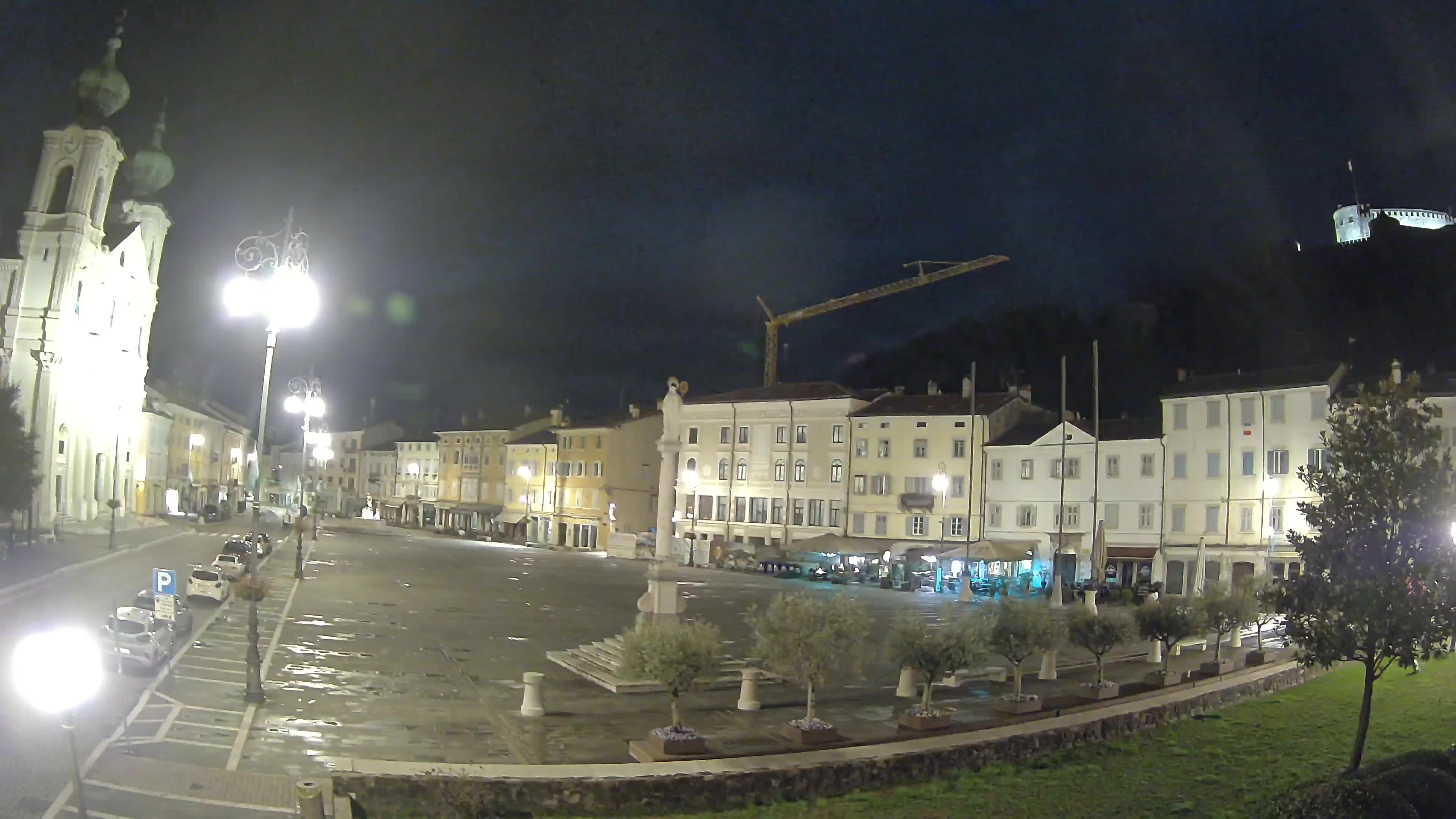 Gorizia – Plaza Vittoria – iglesia de San Pedro. Ignacio