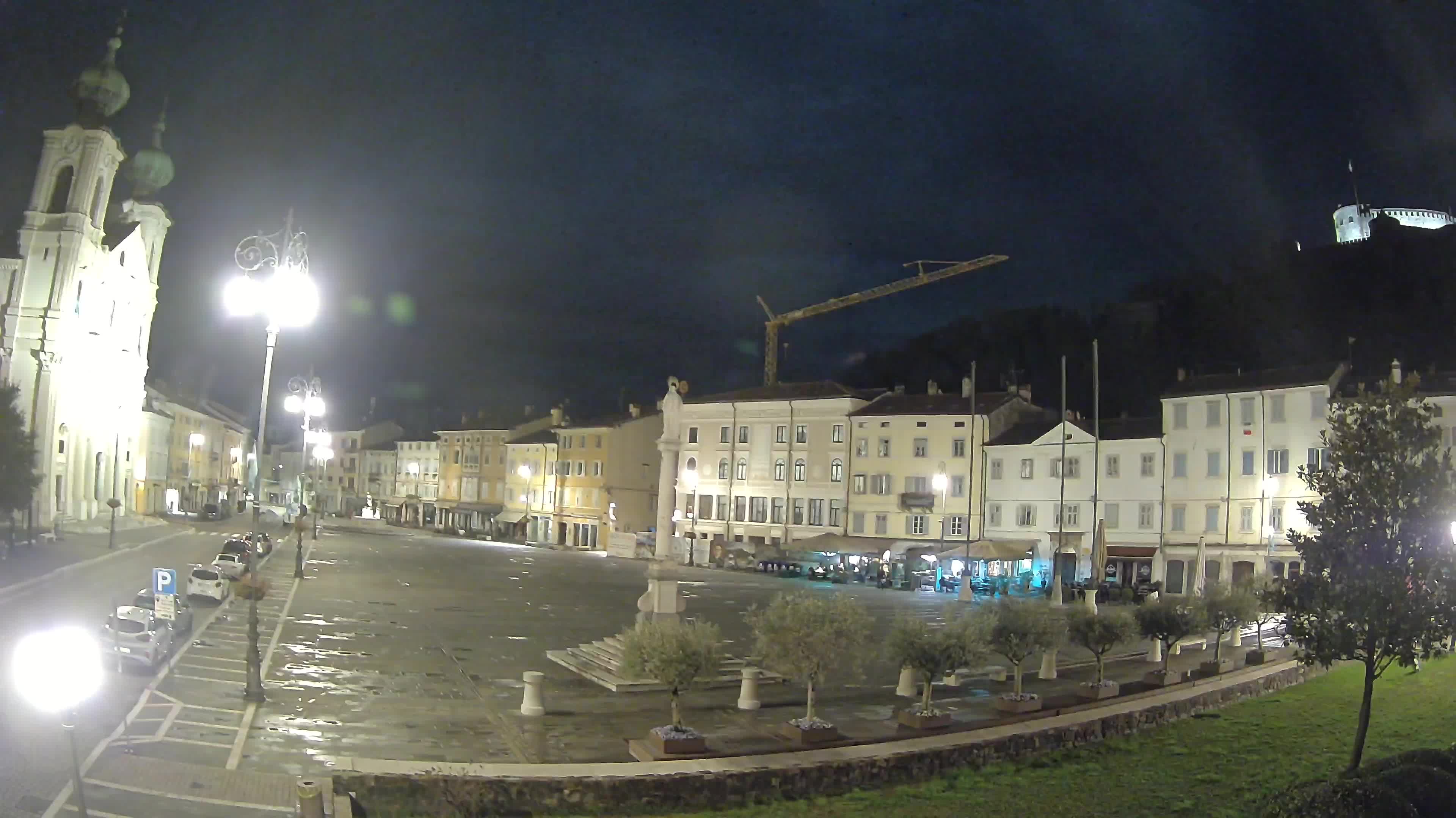 Gorizia – Plaza Vittoria – iglesia de San Pedro. Ignacio