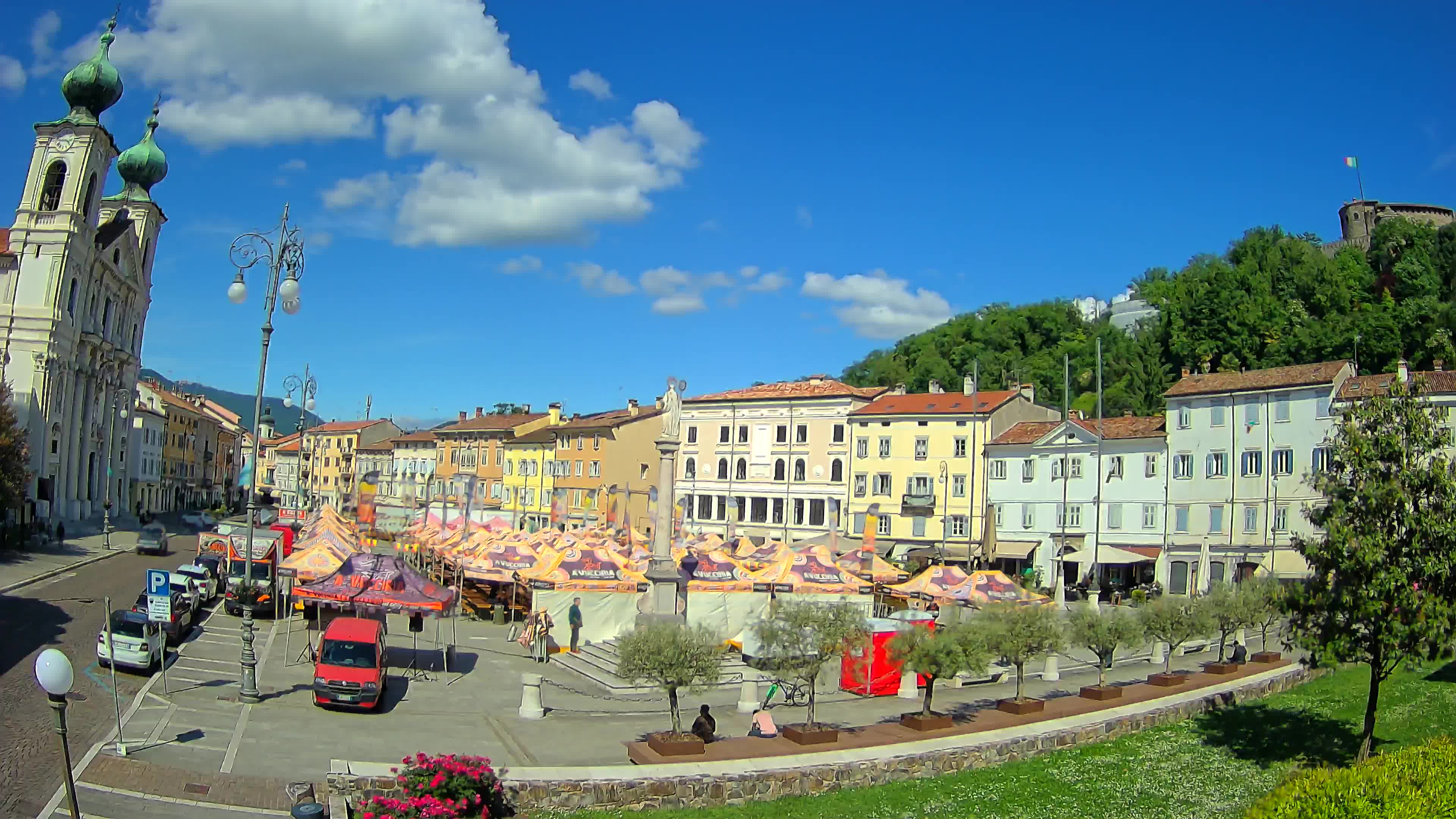 Webcam Gorizia Vittoria square – Church of st. Ignazio