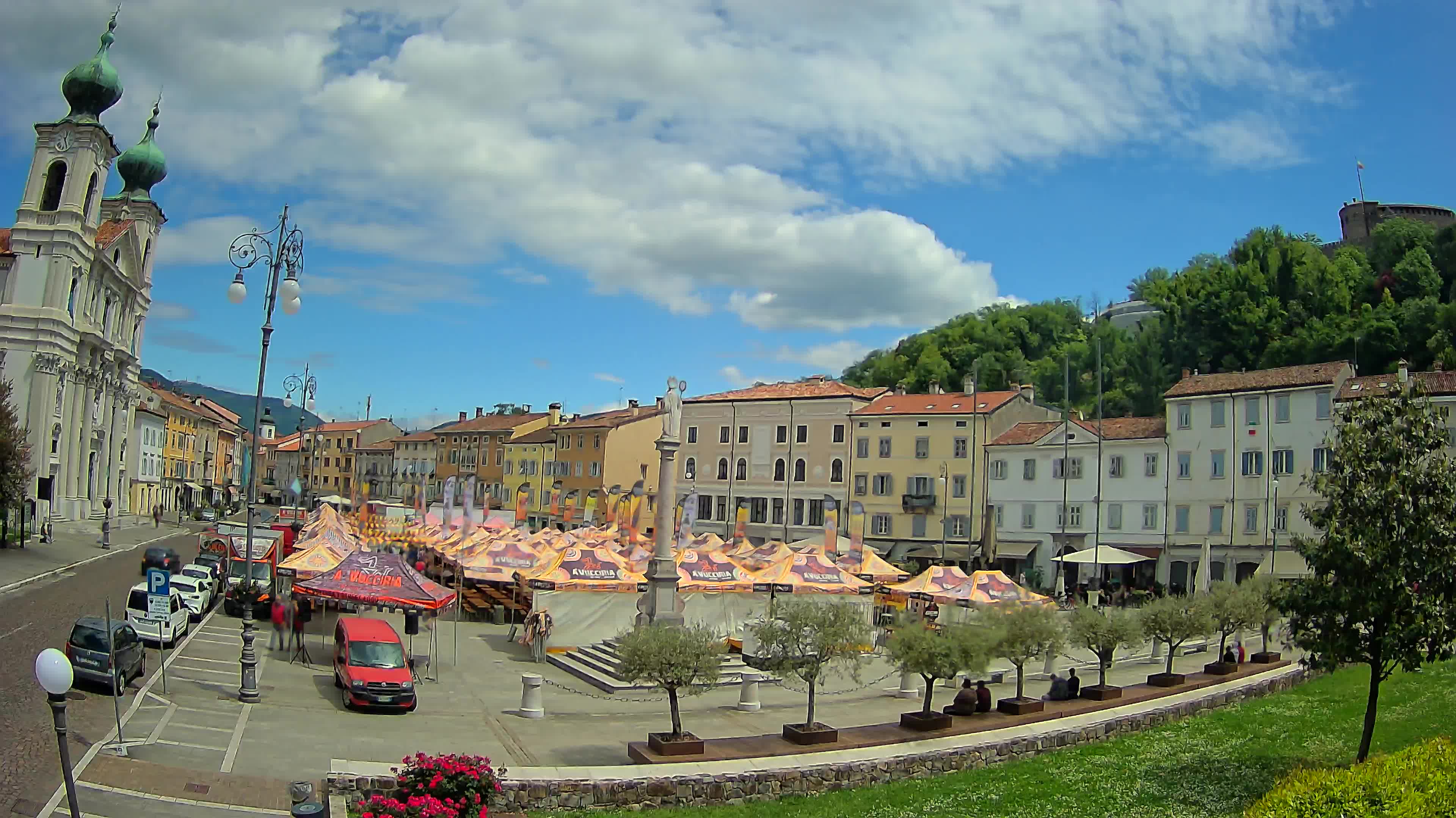 Webcam Gorizia Vittoria square – Church of st. Ignazio