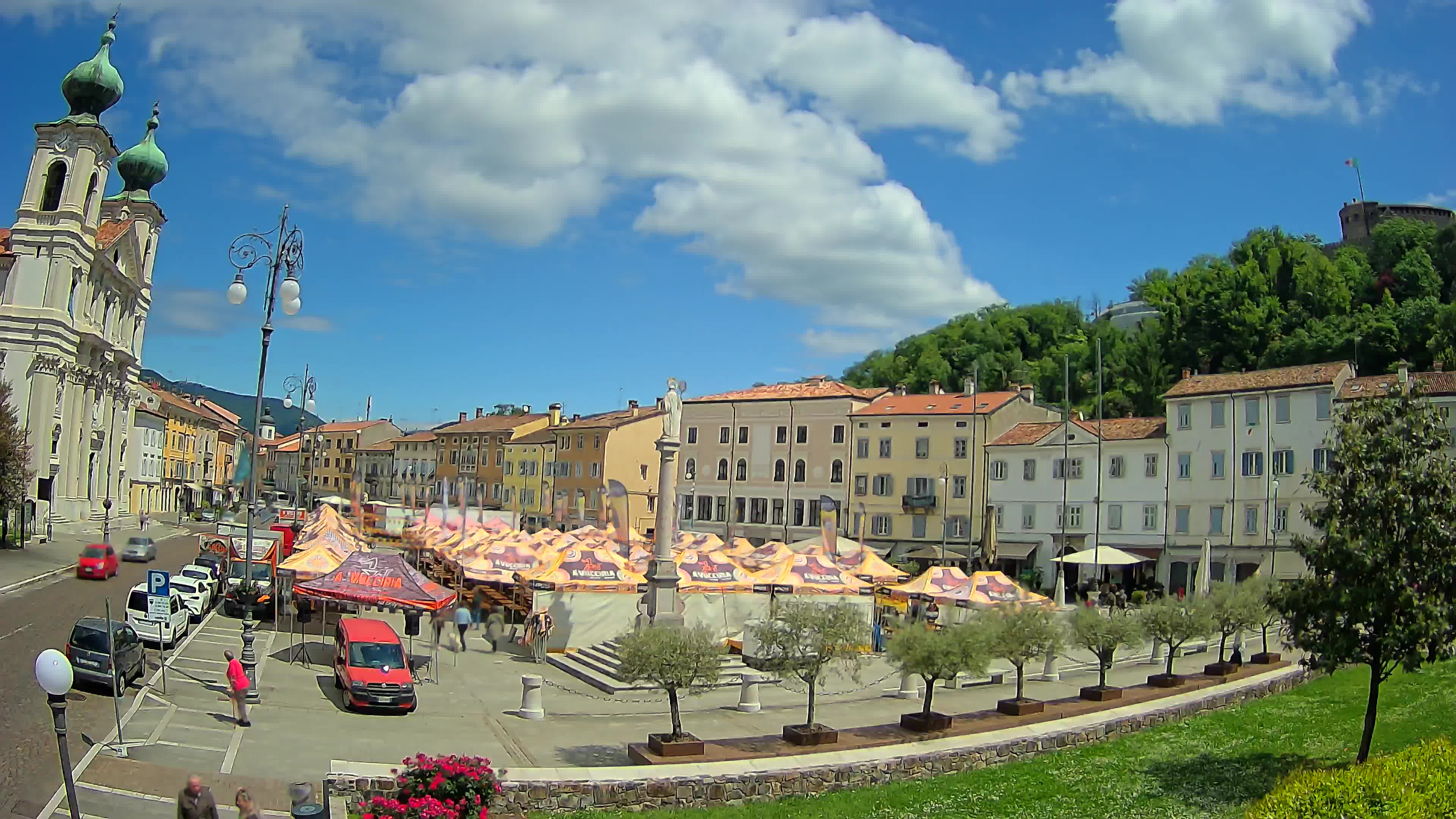 Webcam Gorizia Vittoria square – Church of st. Ignazio