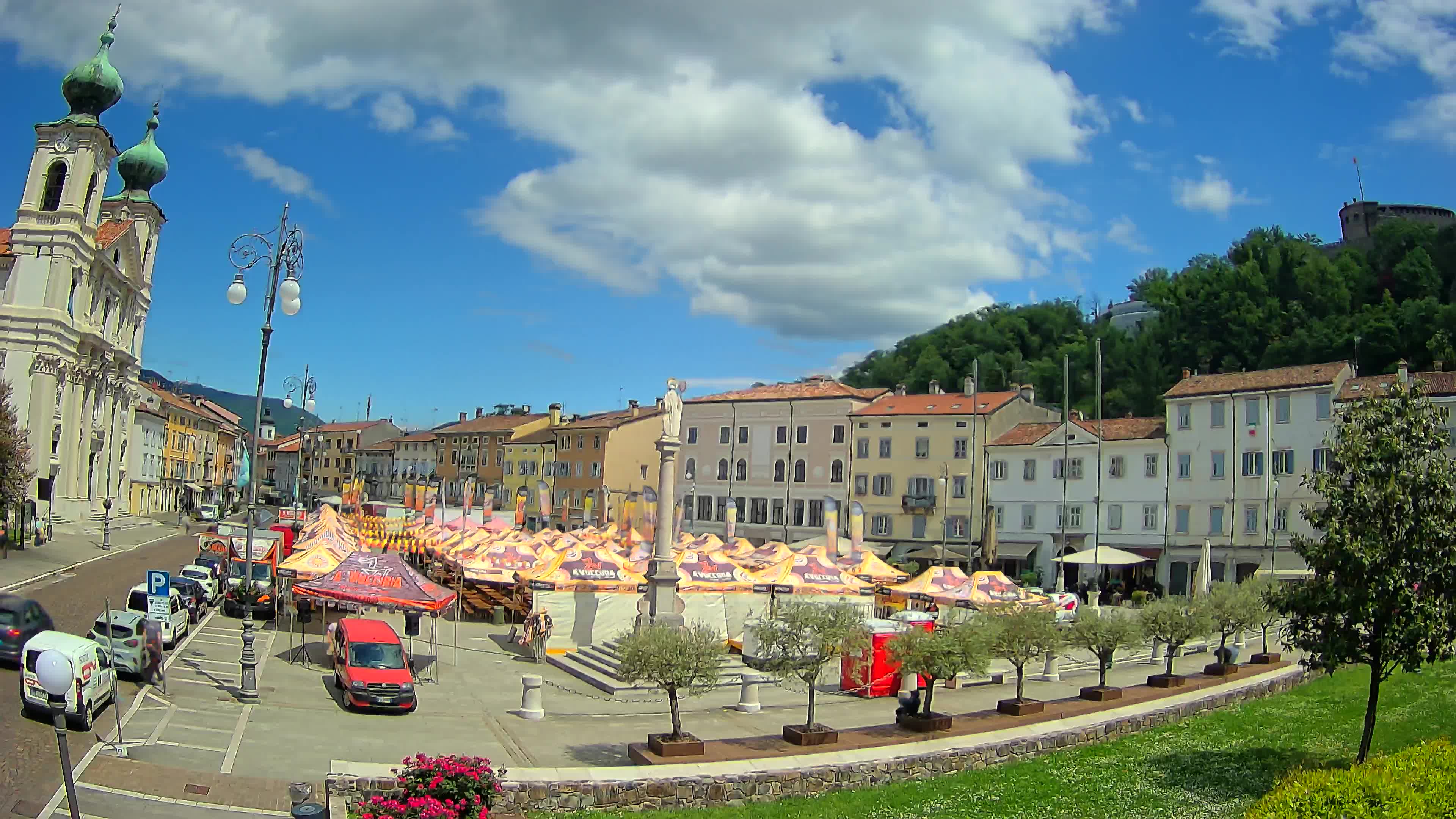 Webcam Gorizia Vittoria square – Church of st. Ignazio