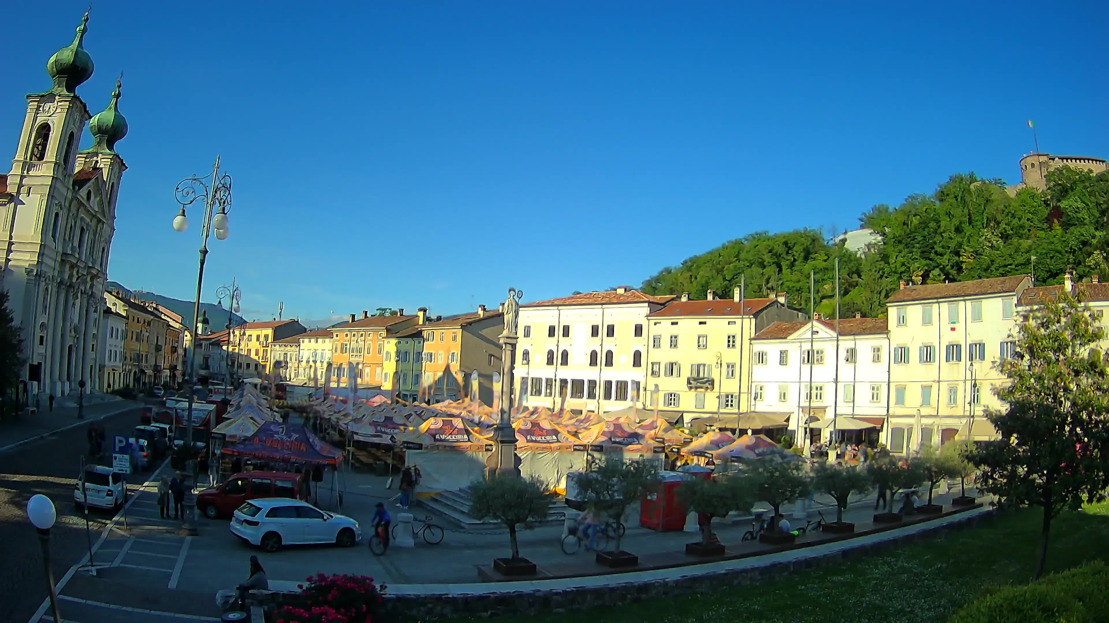 Webcam Gorizia Vittoria square – Church of st. Ignazio
