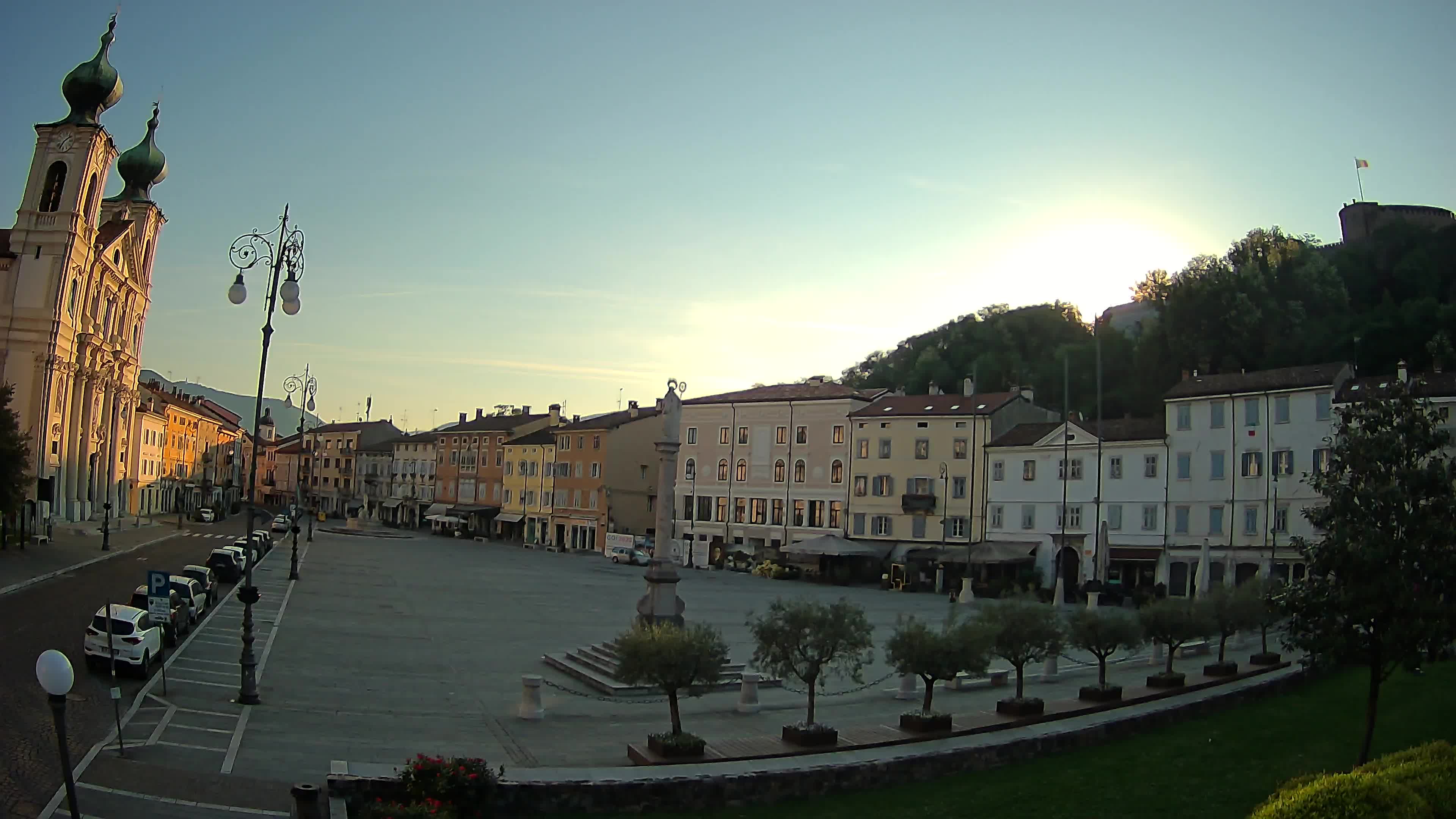 Gorizia – Plaza Vittoria – iglesia de San Pedro. Ignacio