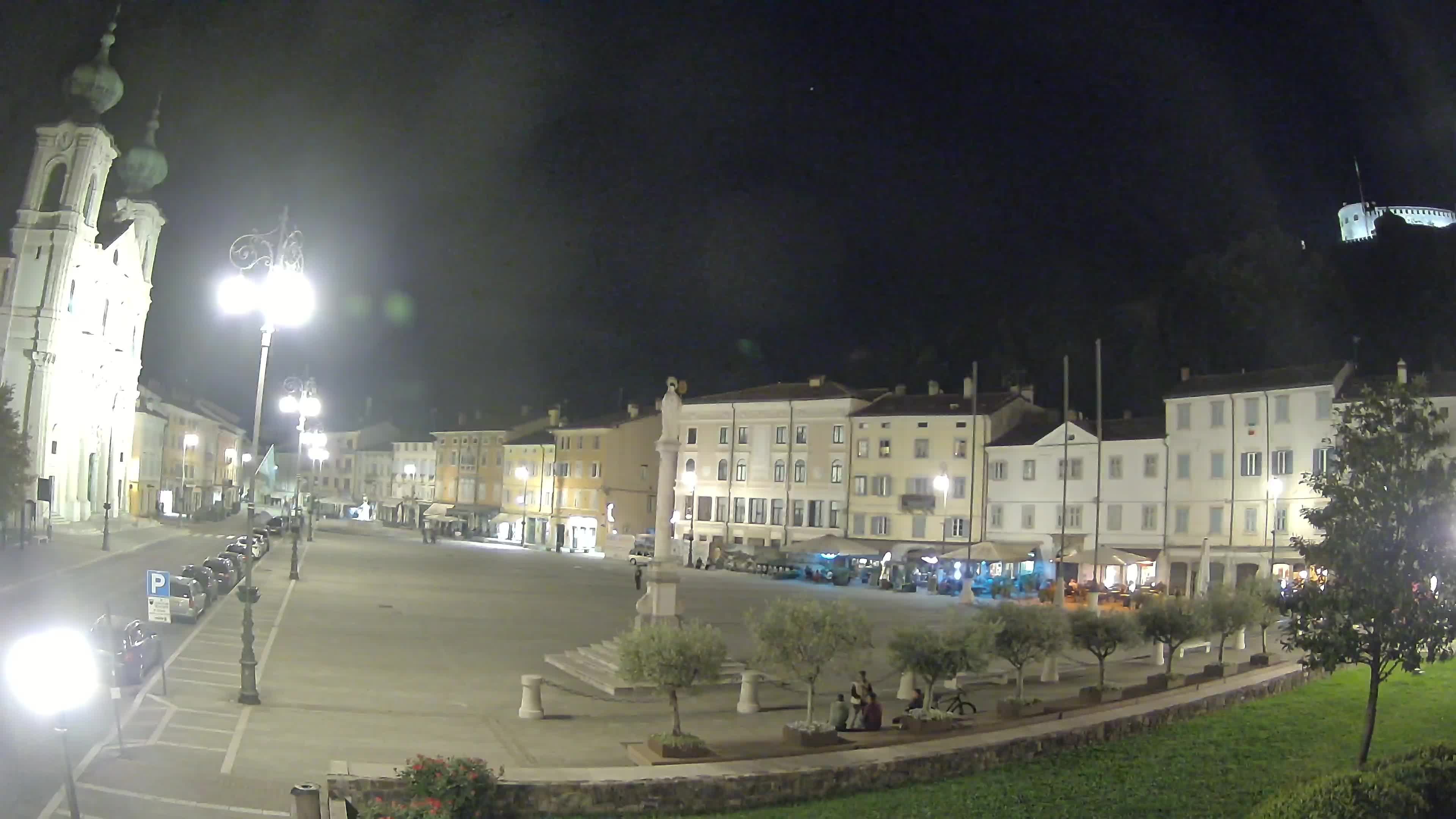 Gorizia – Plaza Vittoria – iglesia de San Pedro. Ignacio