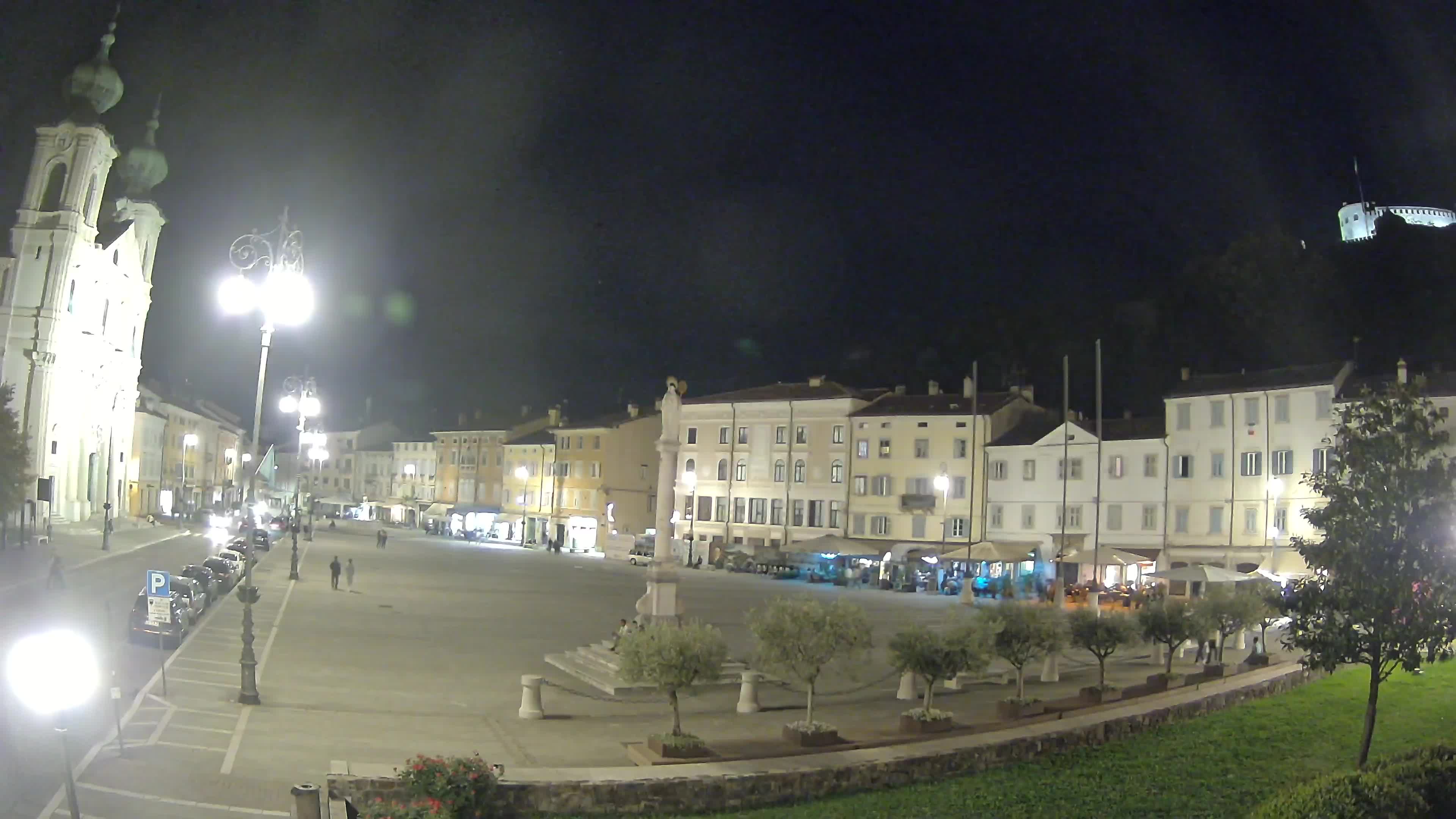 Gorizia – Plaza Vittoria – iglesia de San Pedro. Ignacio