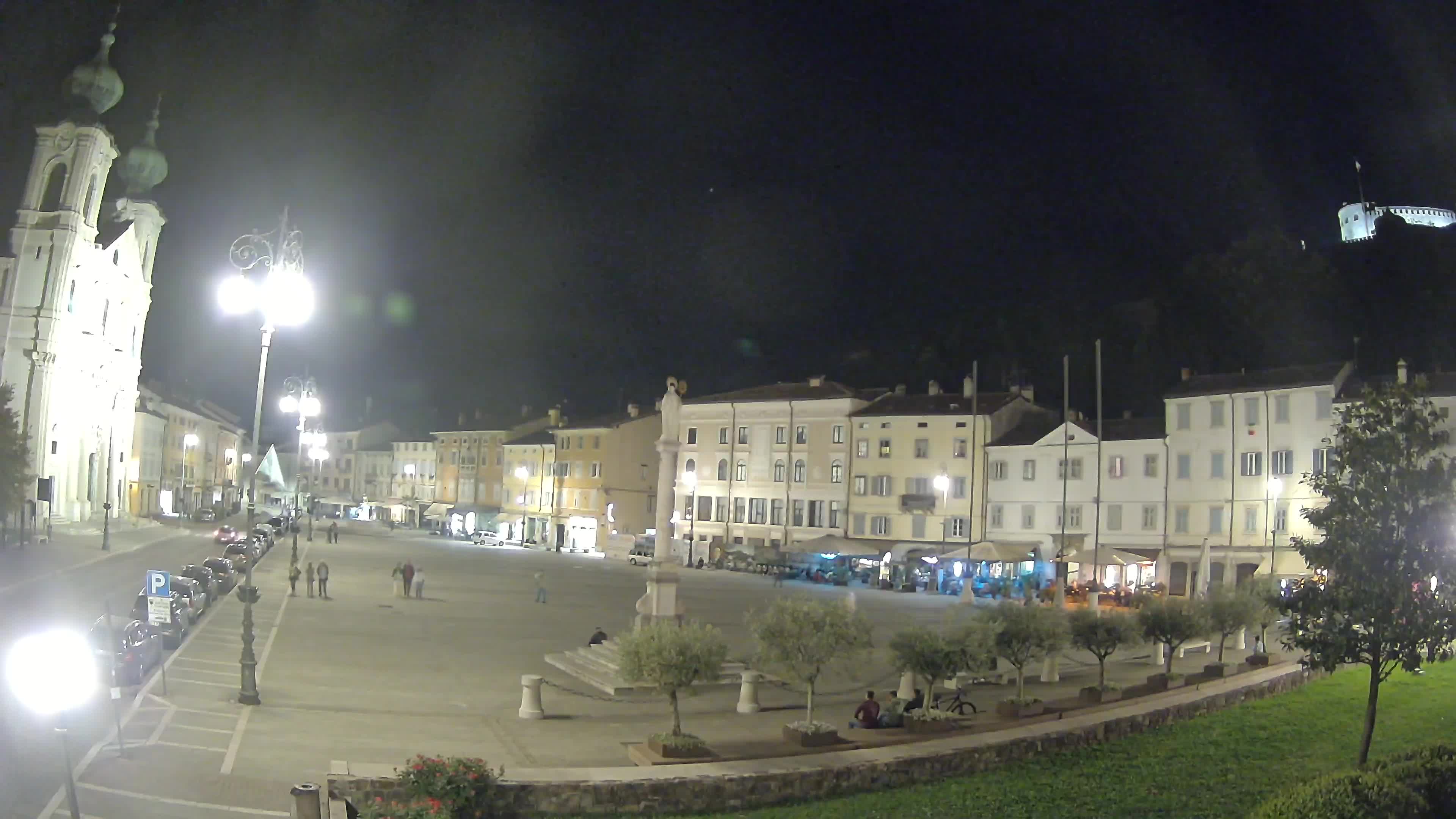 Gorizia Piazza della Vittoria e chiesa di S. Ignazio