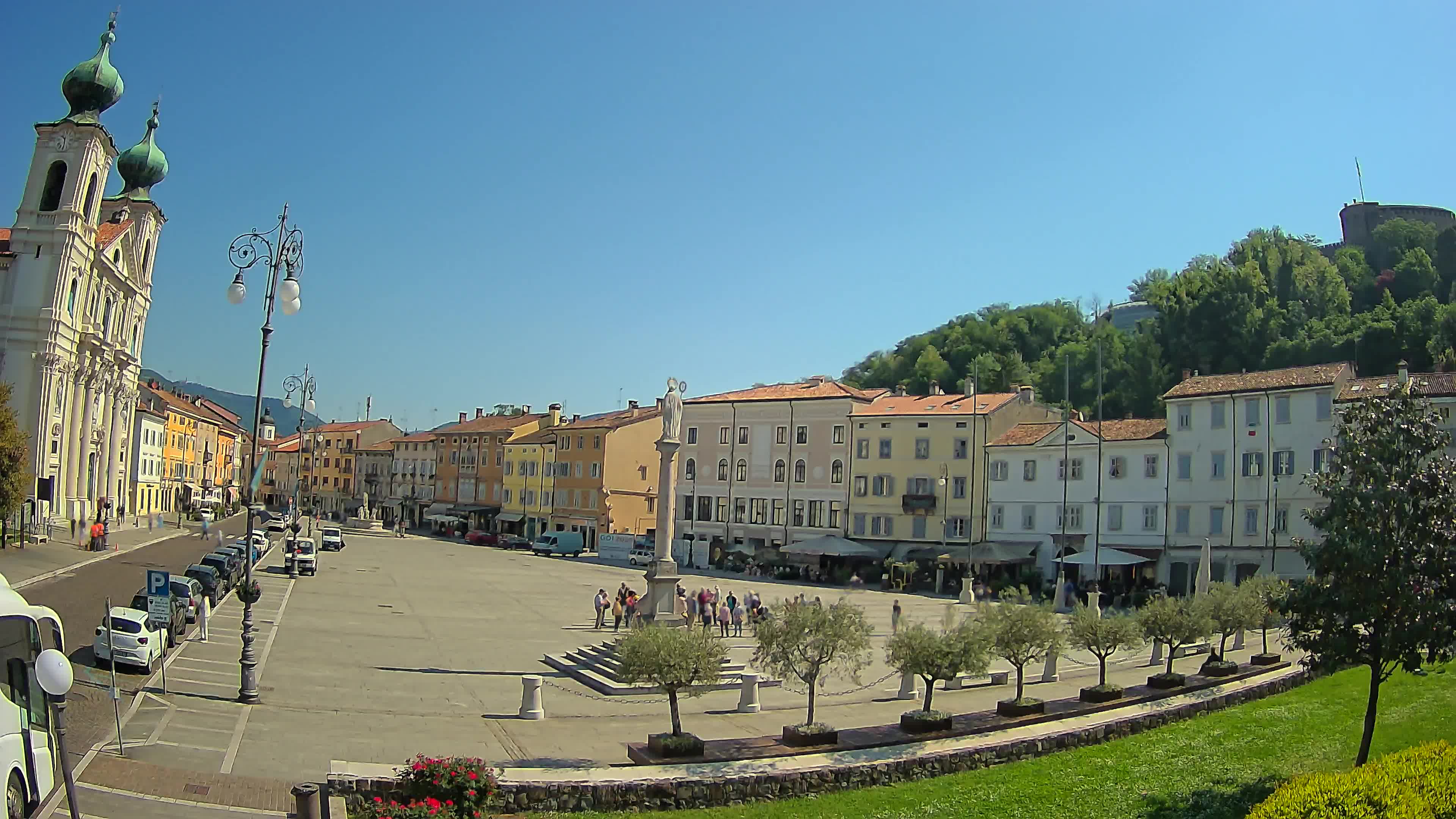 Gorizia – Piazza della Vittoria e via Carducci