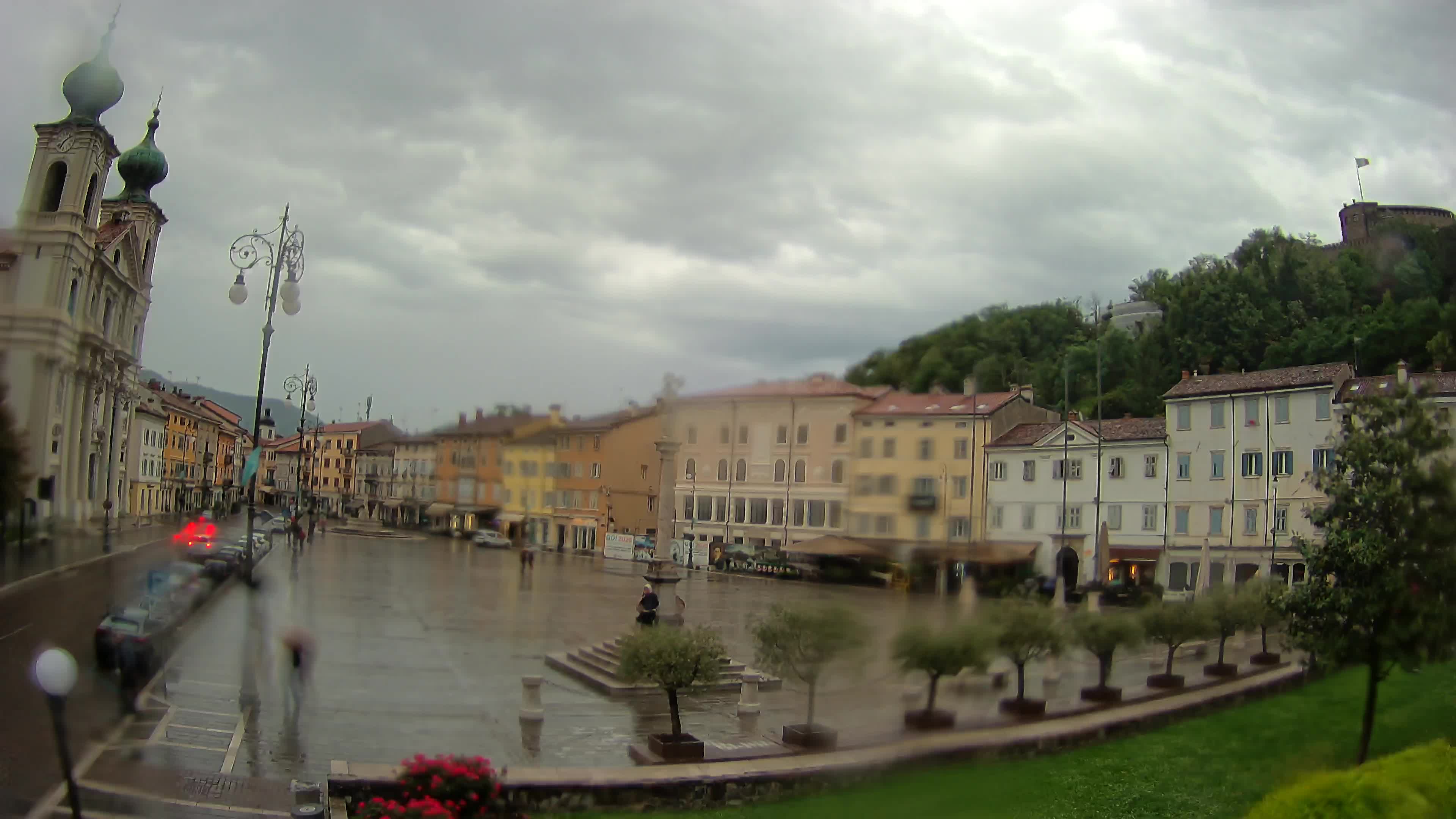 Webcam Gorizia Vittoria square – Church of st. Ignazio