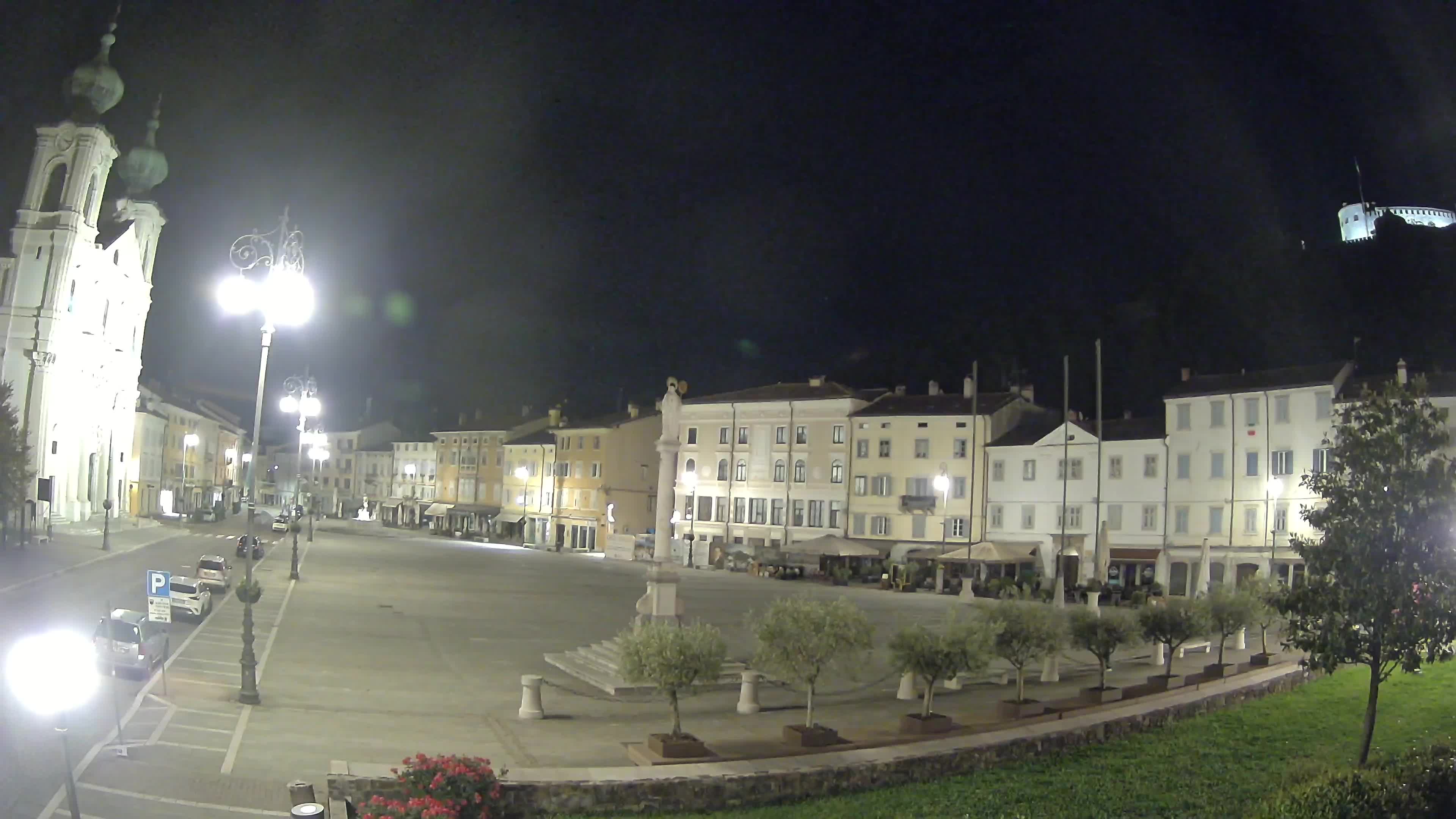 Gorizia – Plaza Vittoria – iglesia de San Pedro. Ignacio