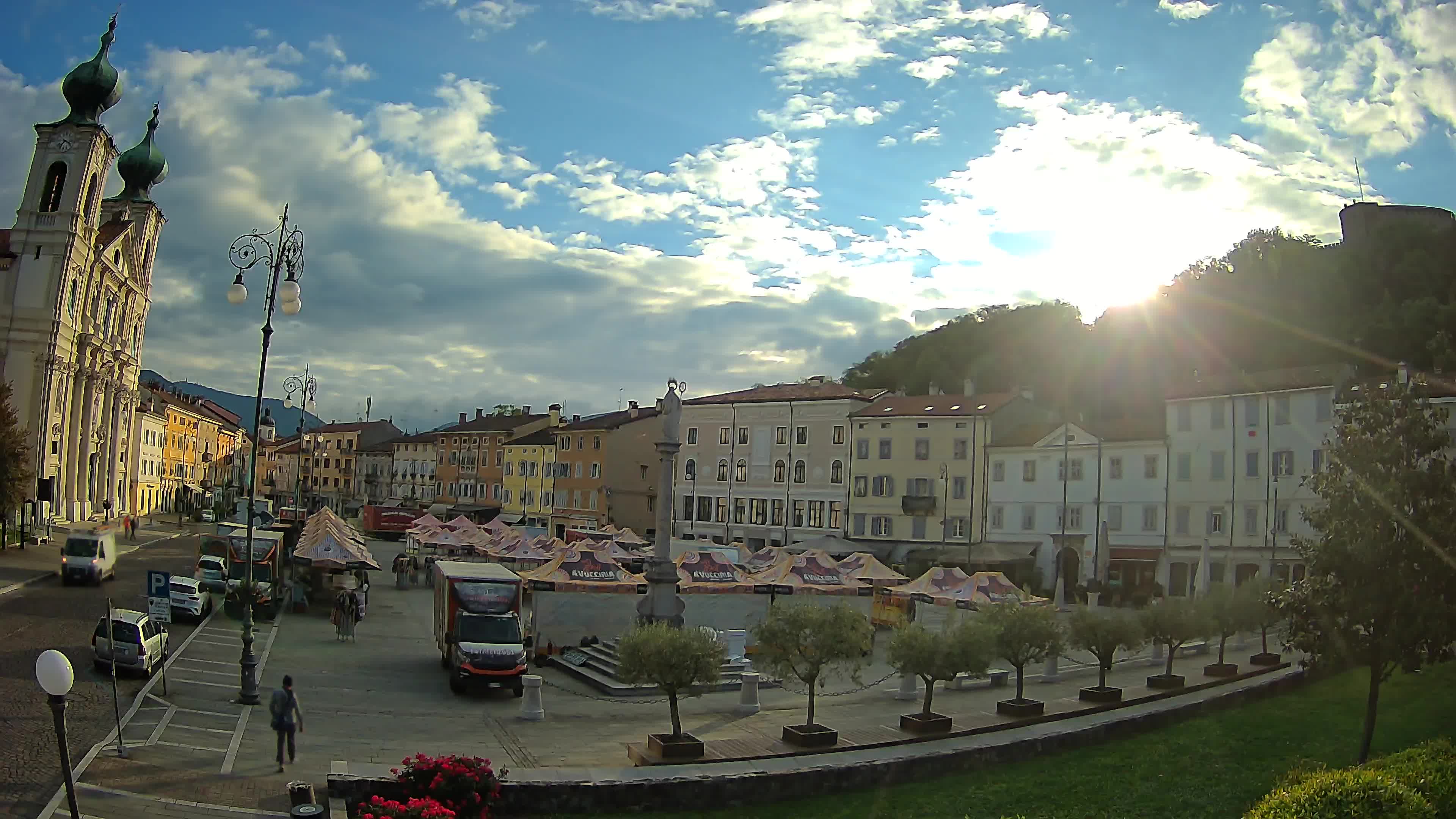 Gorizia – Plaza Vittoria – iglesia de San Pedro. Ignacio