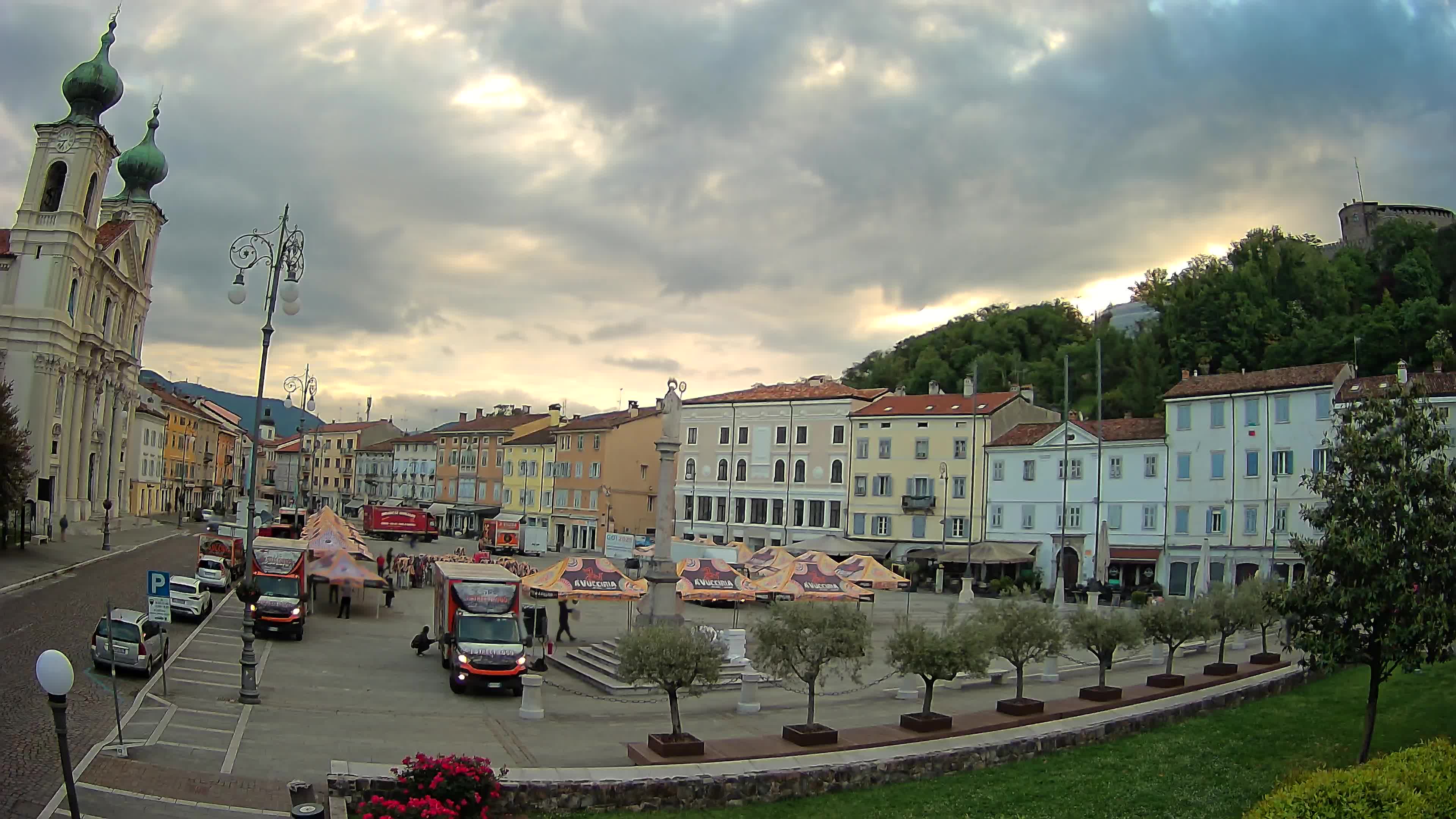 Webcam Gorizia Vittoria square – Church of st. Ignazio