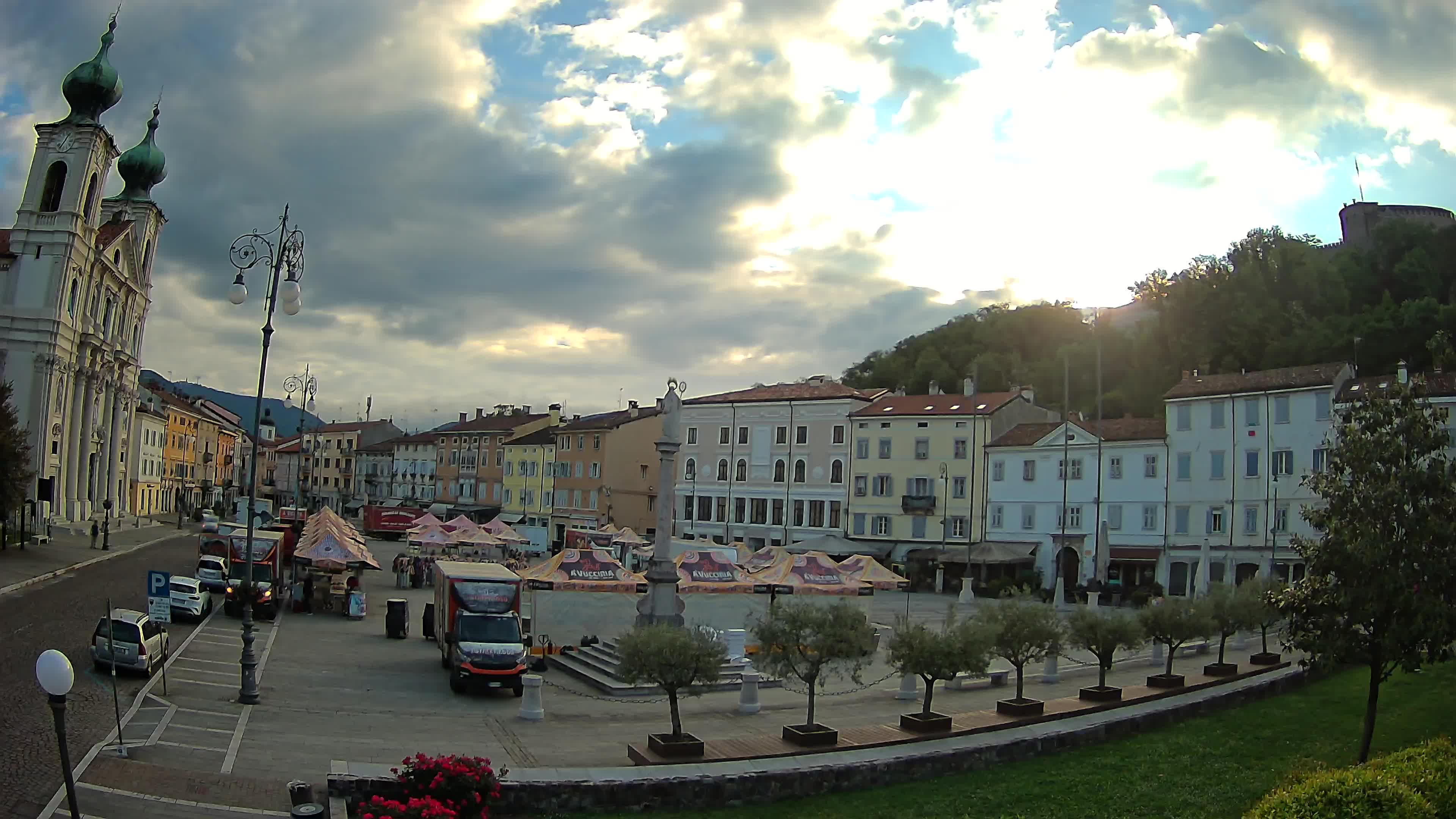 Webcam Gorizia Vittoria square – Church of st. Ignazio