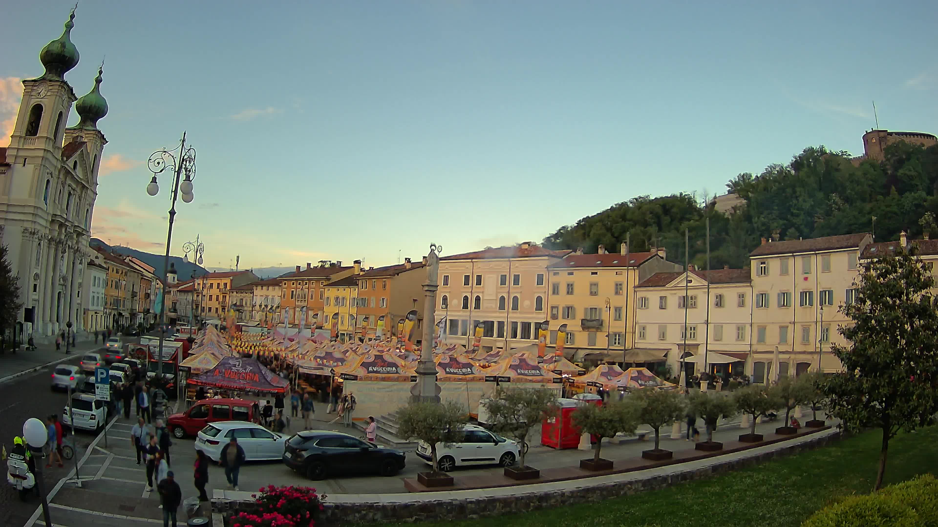 Webcam Gorizia Vittoria square – Church of st. Ignazio