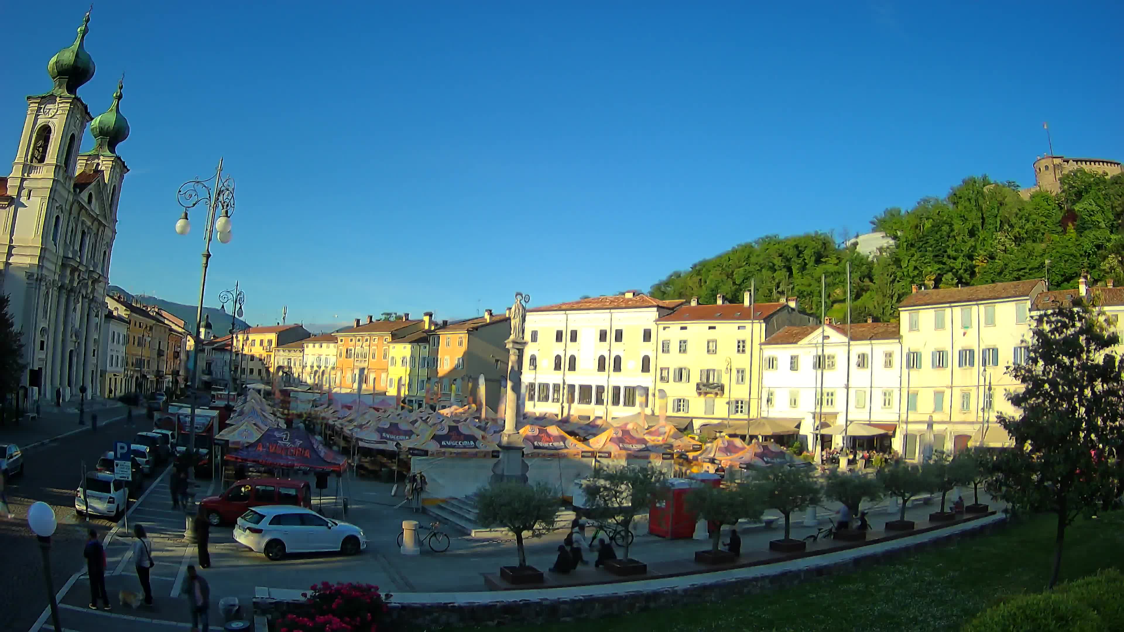 Webcam Gorizia Vittoria square – Church of st. Ignazio