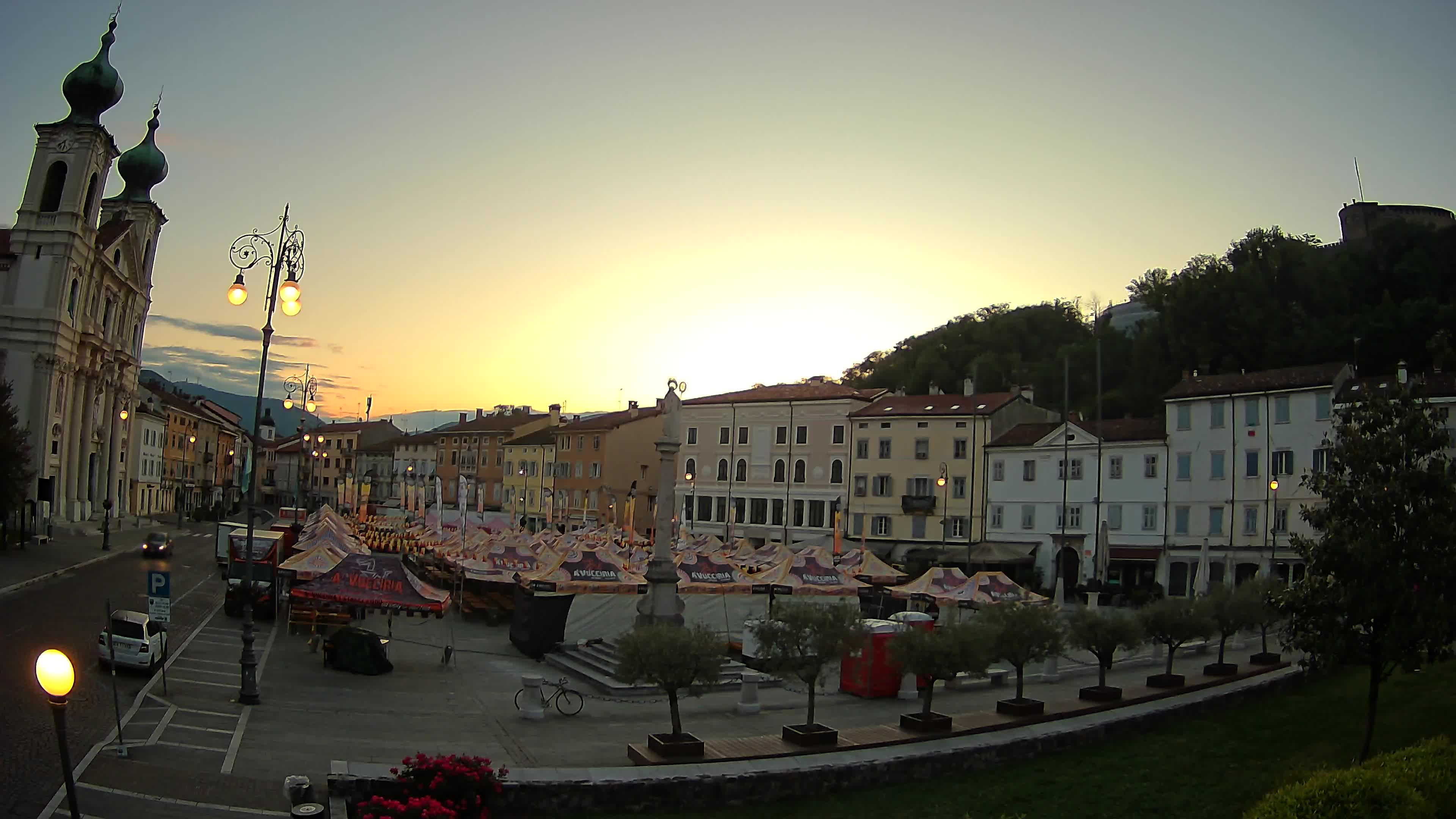 Webcam Gorizia Vittoria square – Church of st. Ignazio