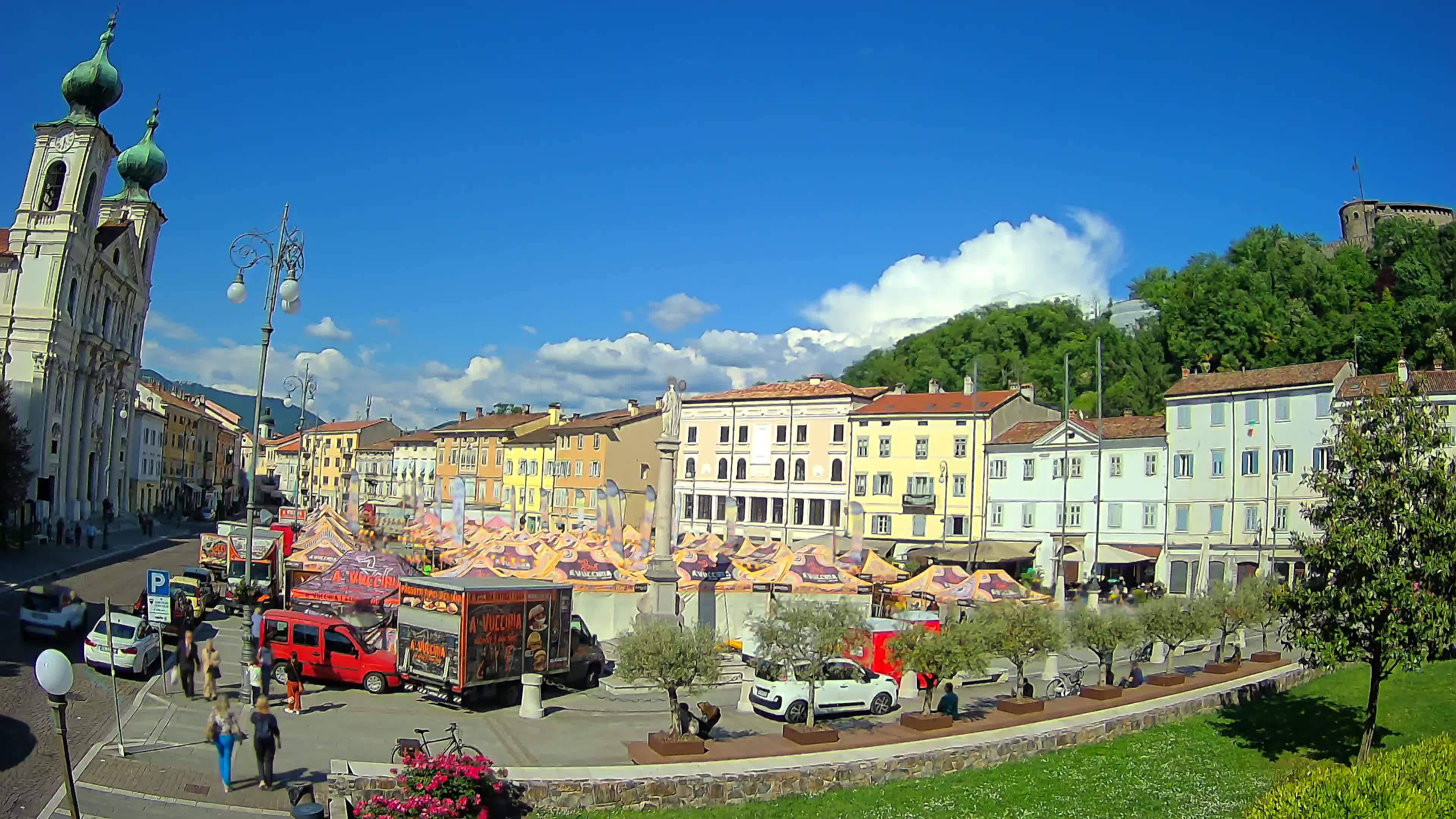 Webcam Gorizia Vittoria square – Church of st. Ignazio
