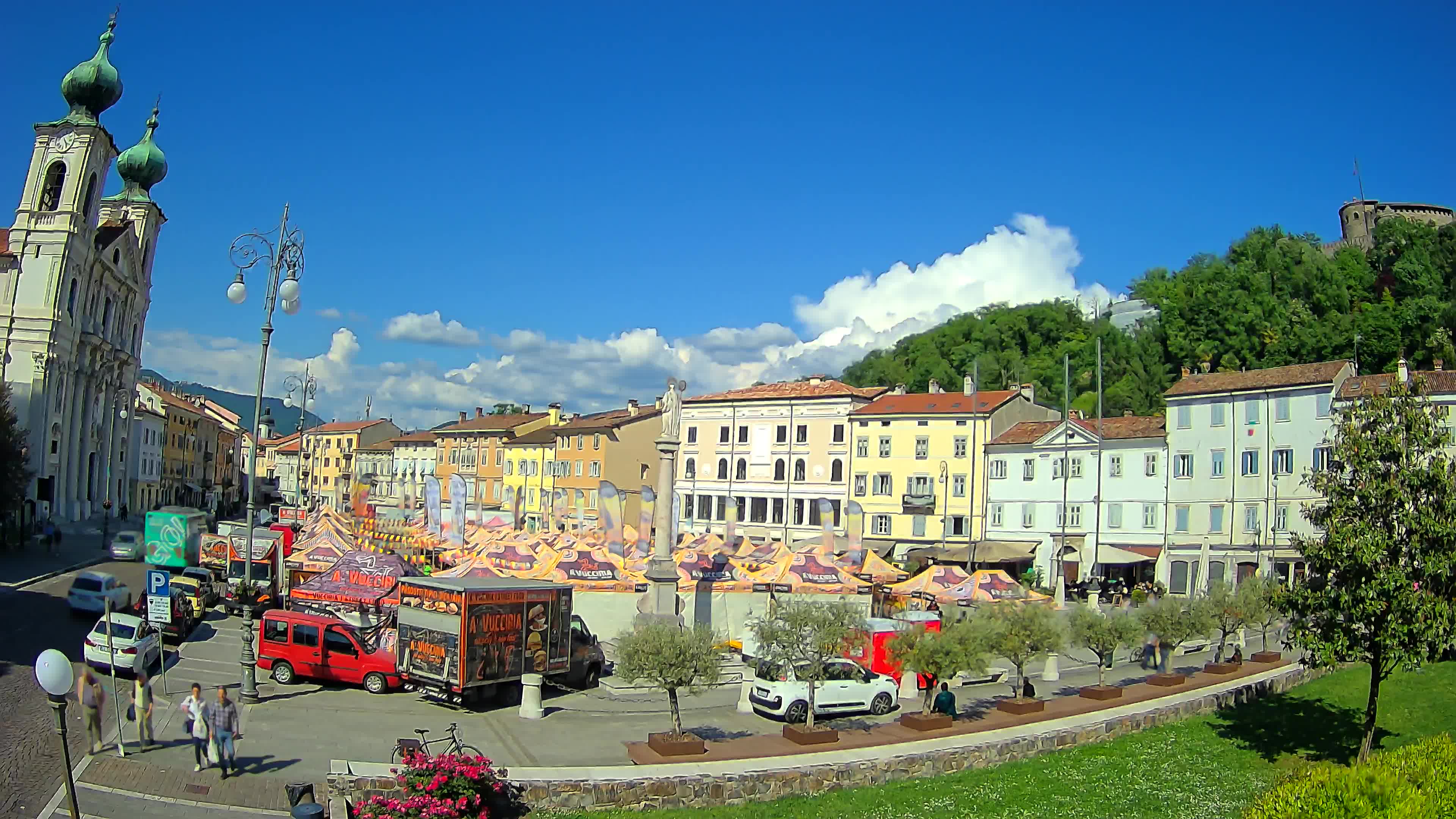 Webcam Gorizia Vittoria square – Church of st. Ignazio