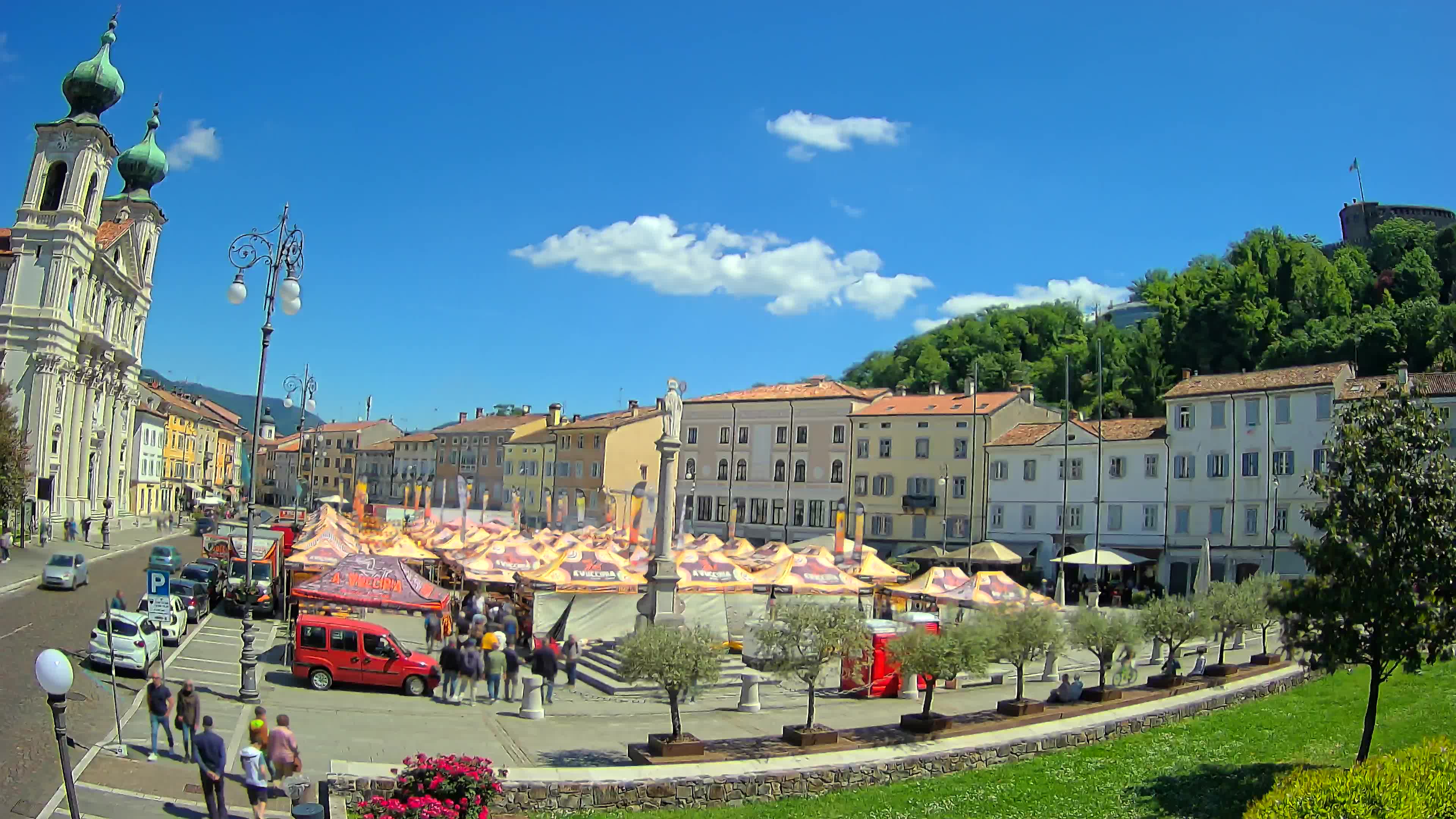 Webcam Gorizia Vittoria square – Church of st. Ignazio