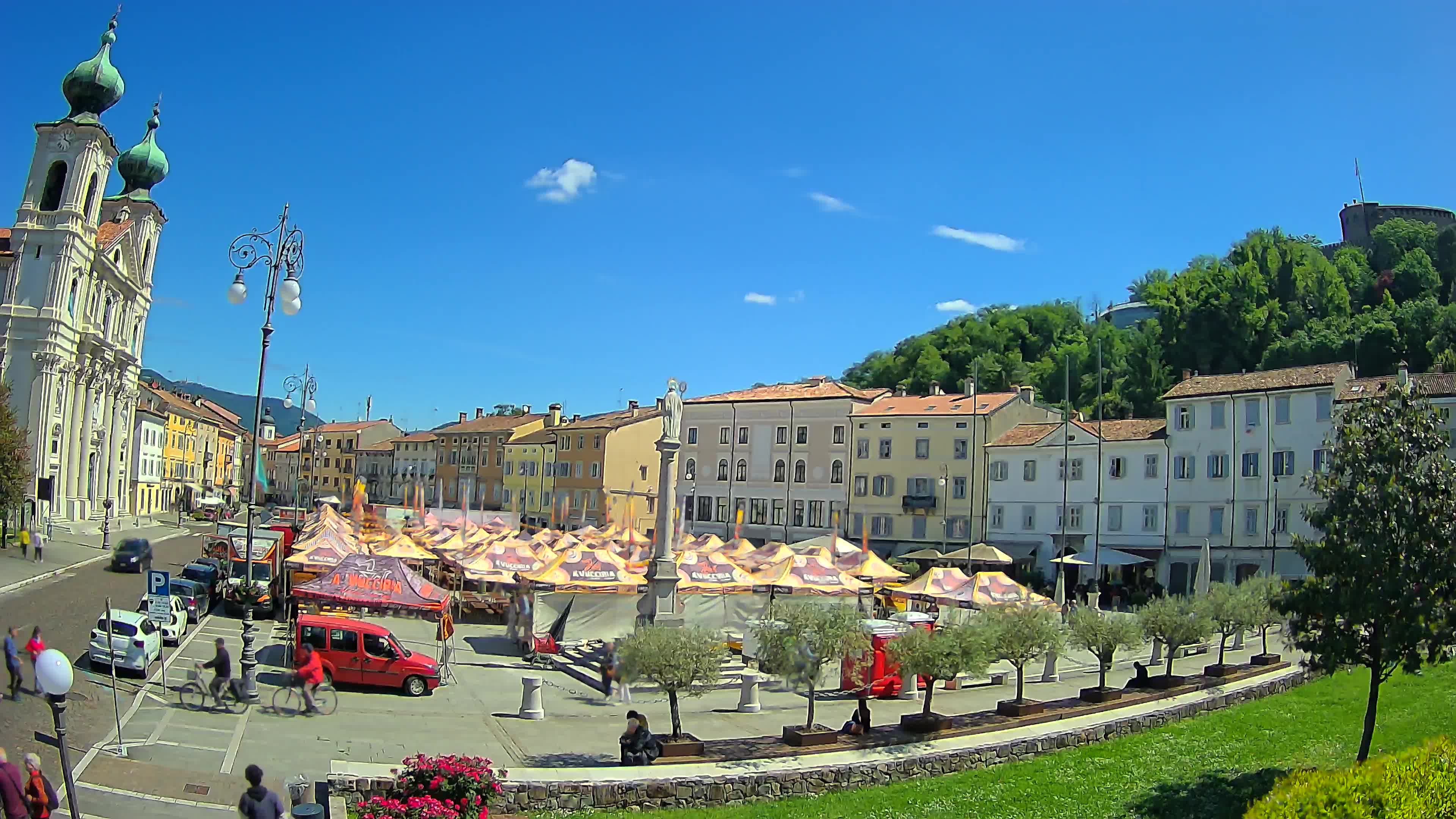 Gorizia – Place Vittoria – église st. Ignazio