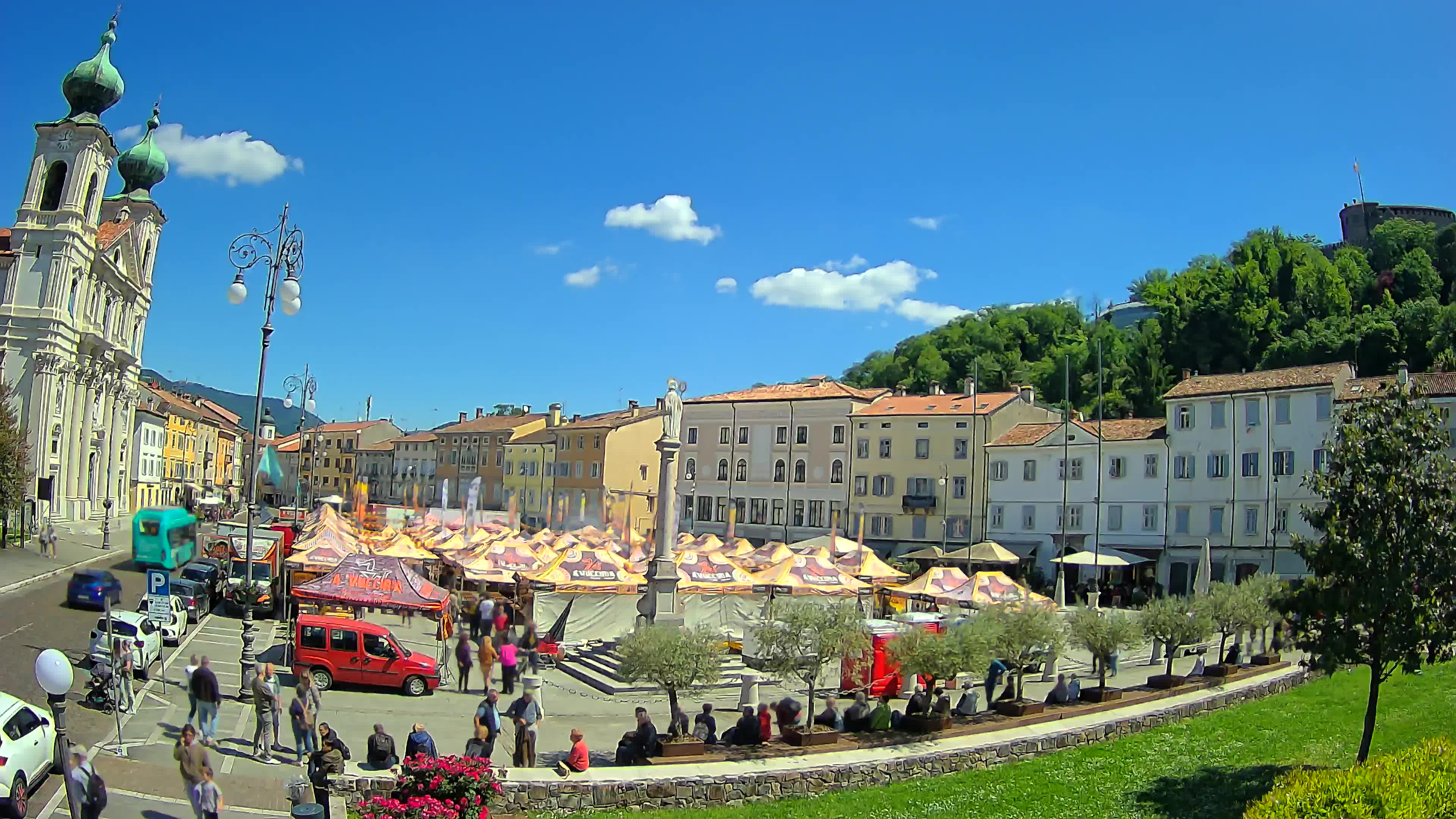 Webcam Gorizia Vittoria square – Church of st. Ignazio