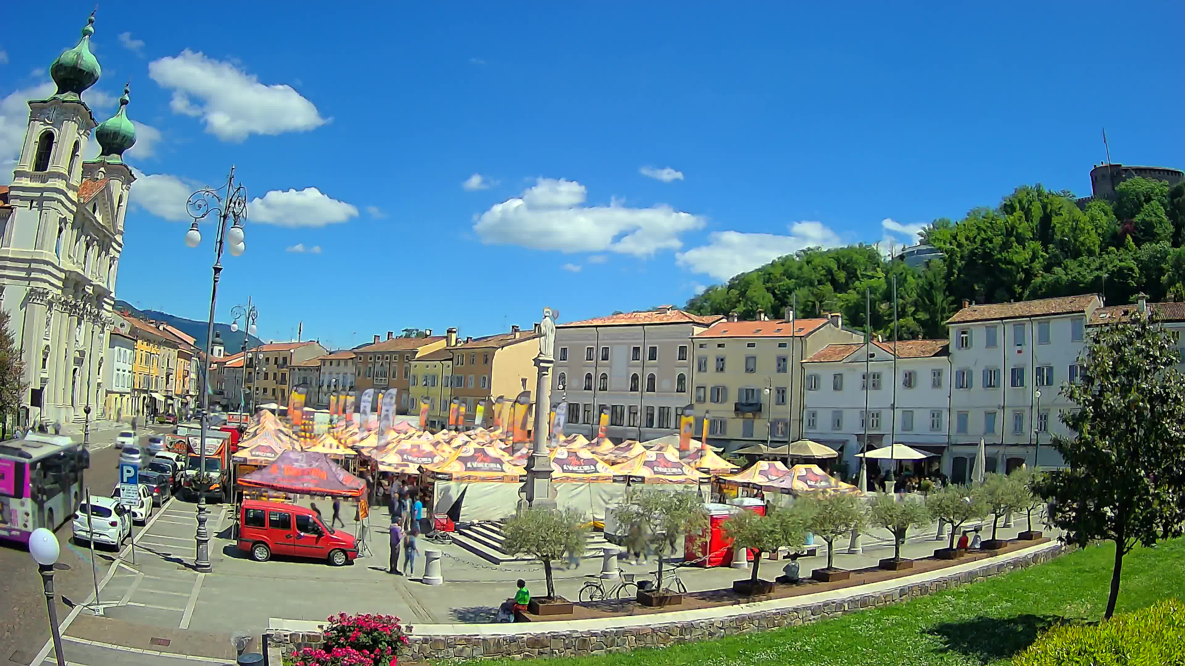 Webcam Gorizia Vittoria square – Church of st. Ignazio